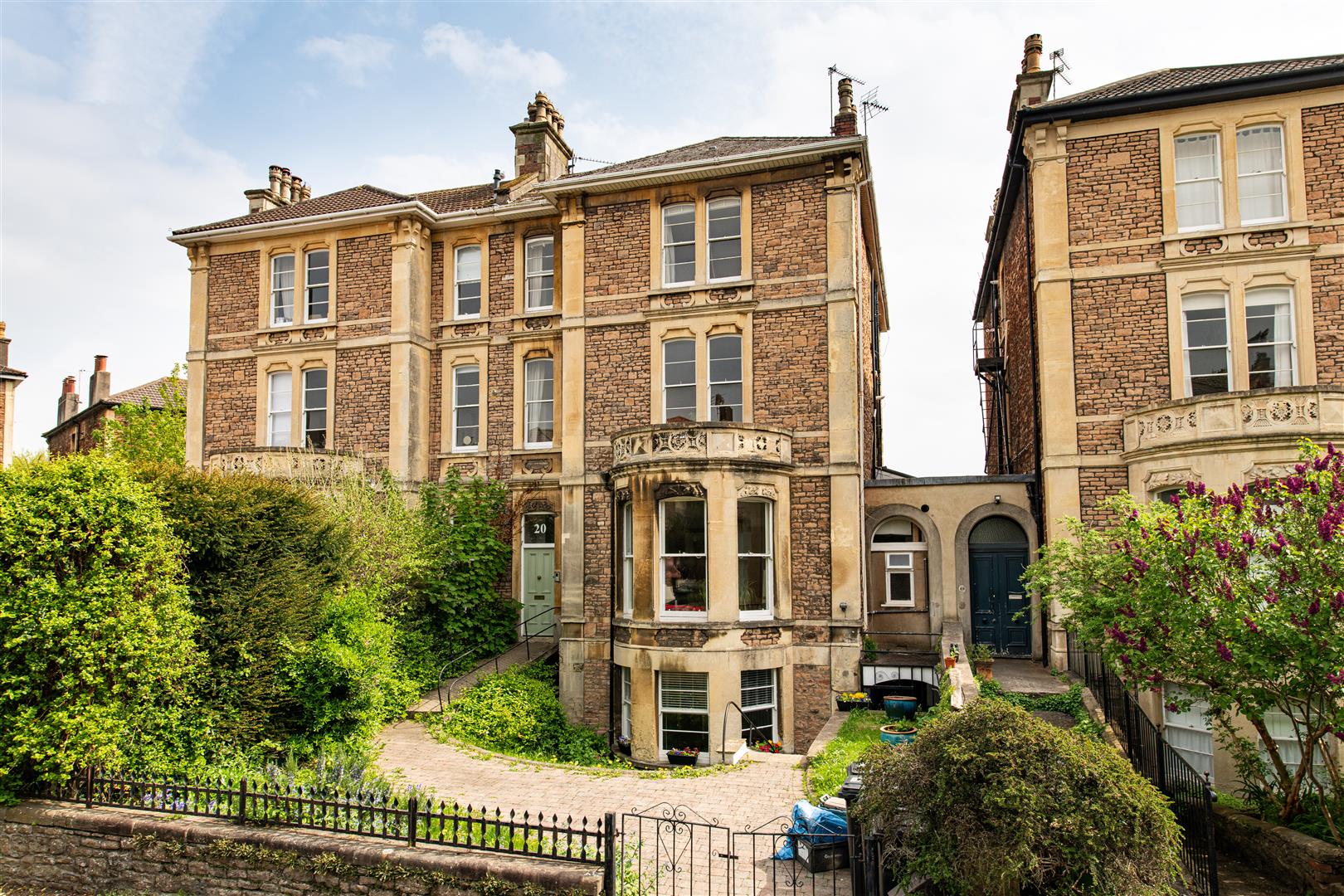 2 bed apartment for sale in Beaufort Road, Clifton - Property Image 1
