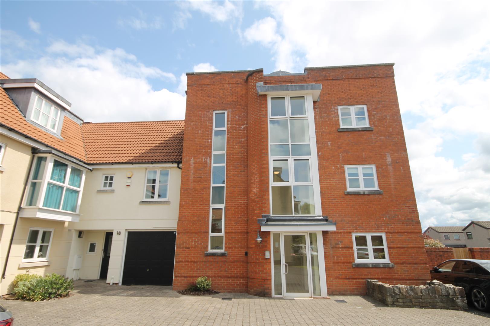 1 bed flat to rent in Strathearn Drive, Bristol, BS10