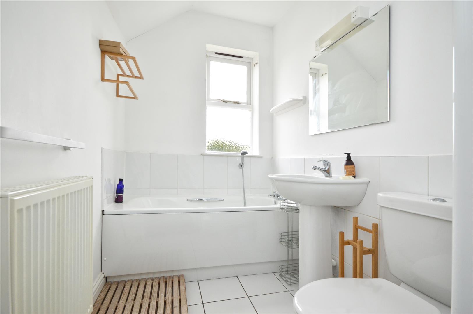 1 bed flat to rent in Eastfield Road, Bristol 5