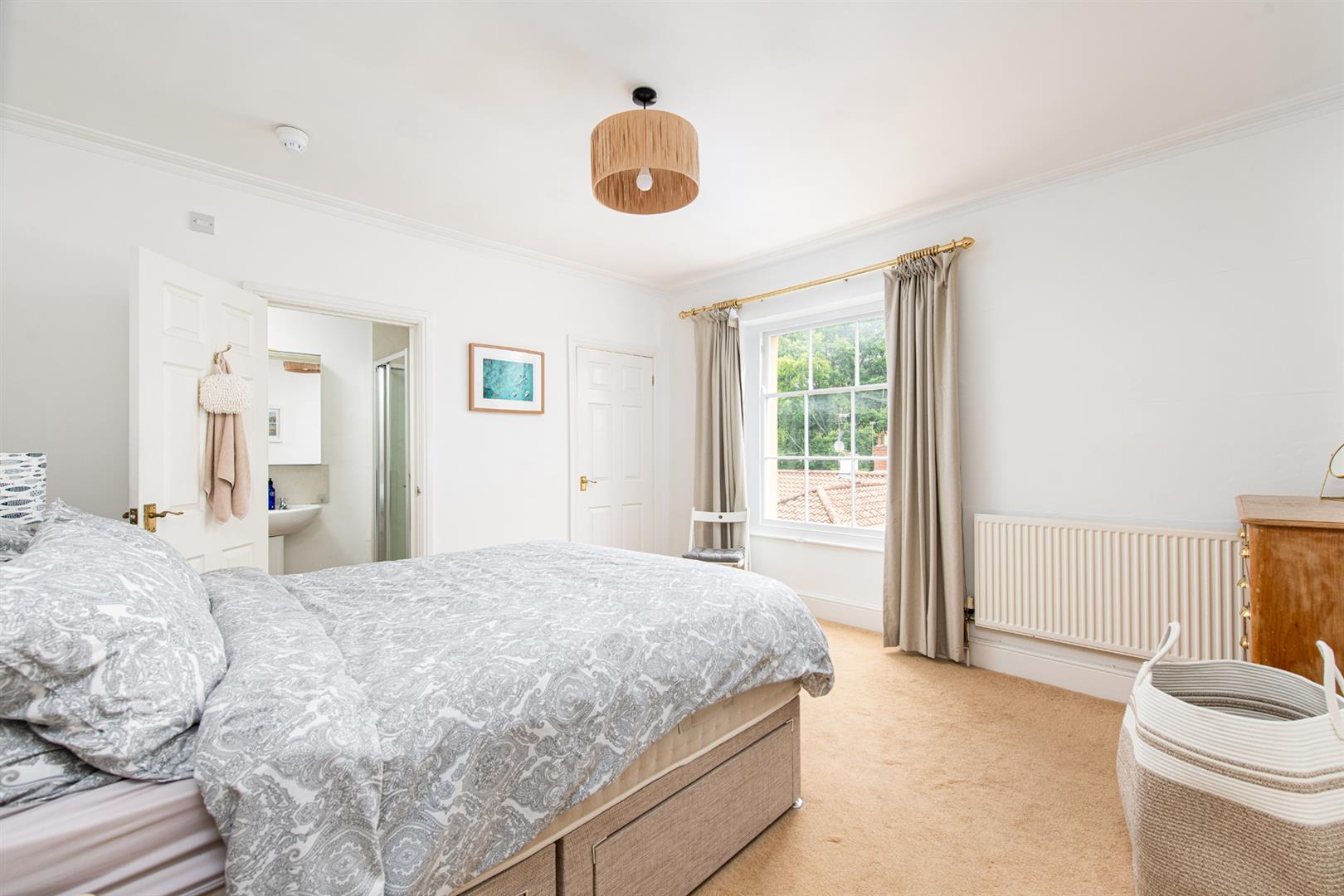1 bed apartment for sale in Anglesea Place, Bristol 2