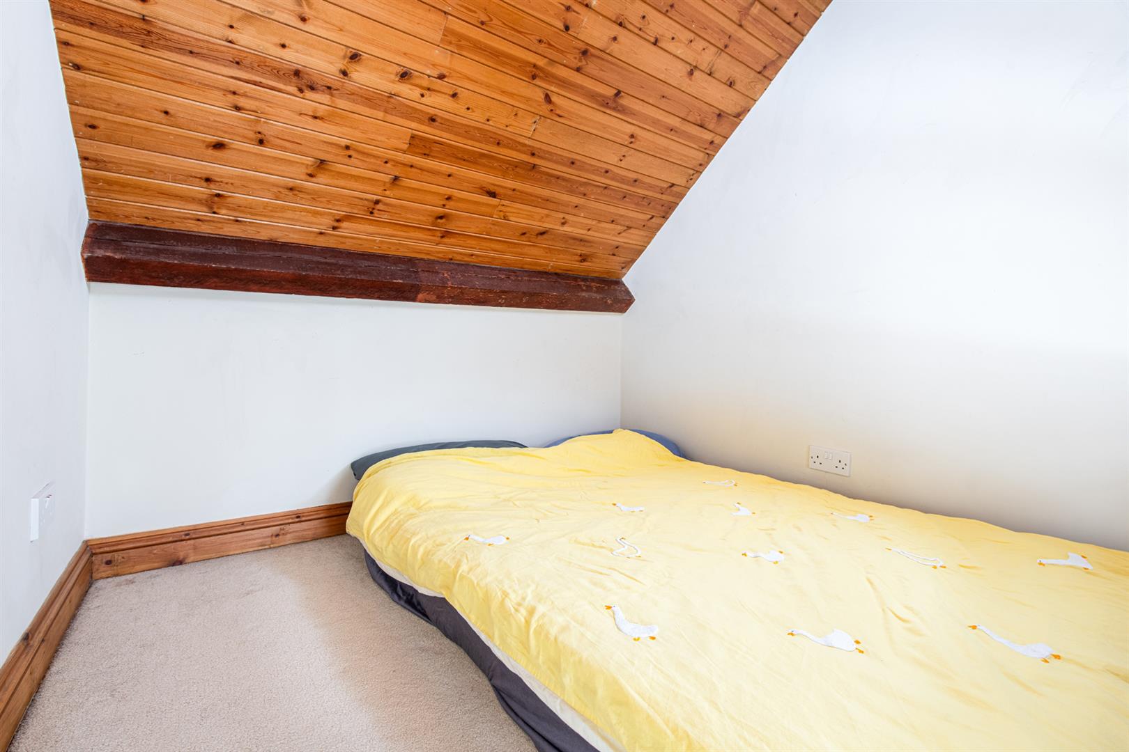 2 bed apartment for sale in Waterloo Street, Bristol 7