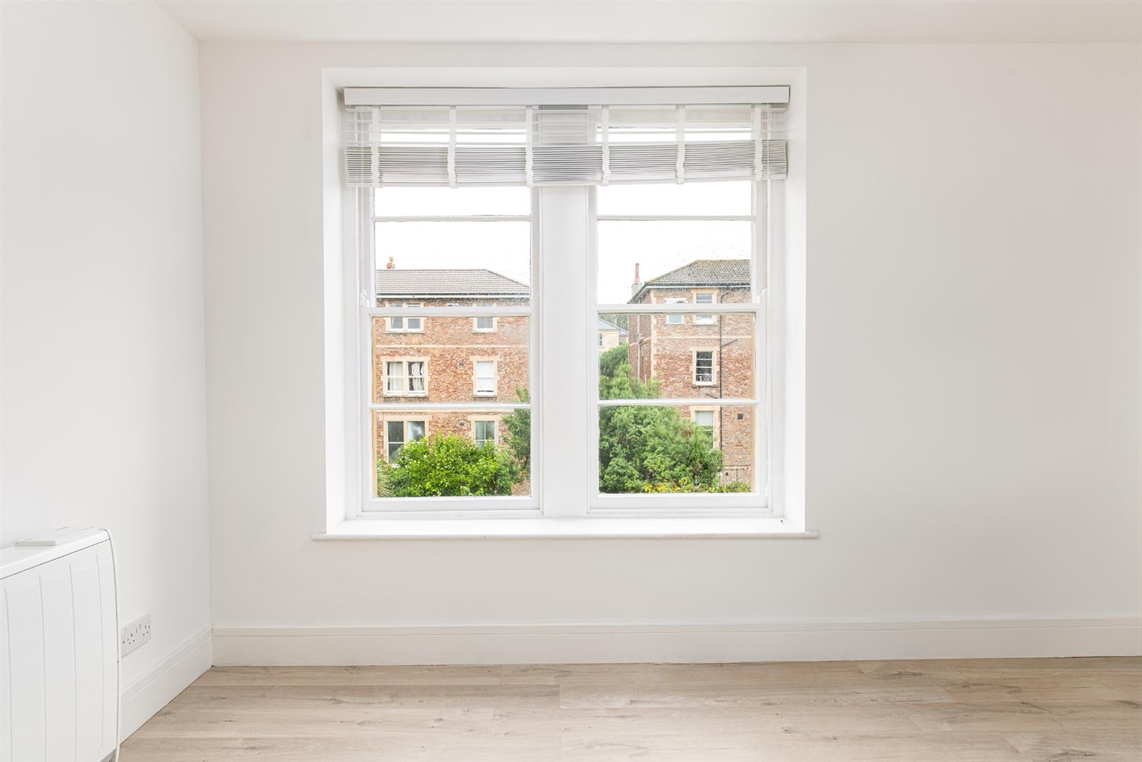 1 bed apartment to rent in Beaufort Road, Bristol 9