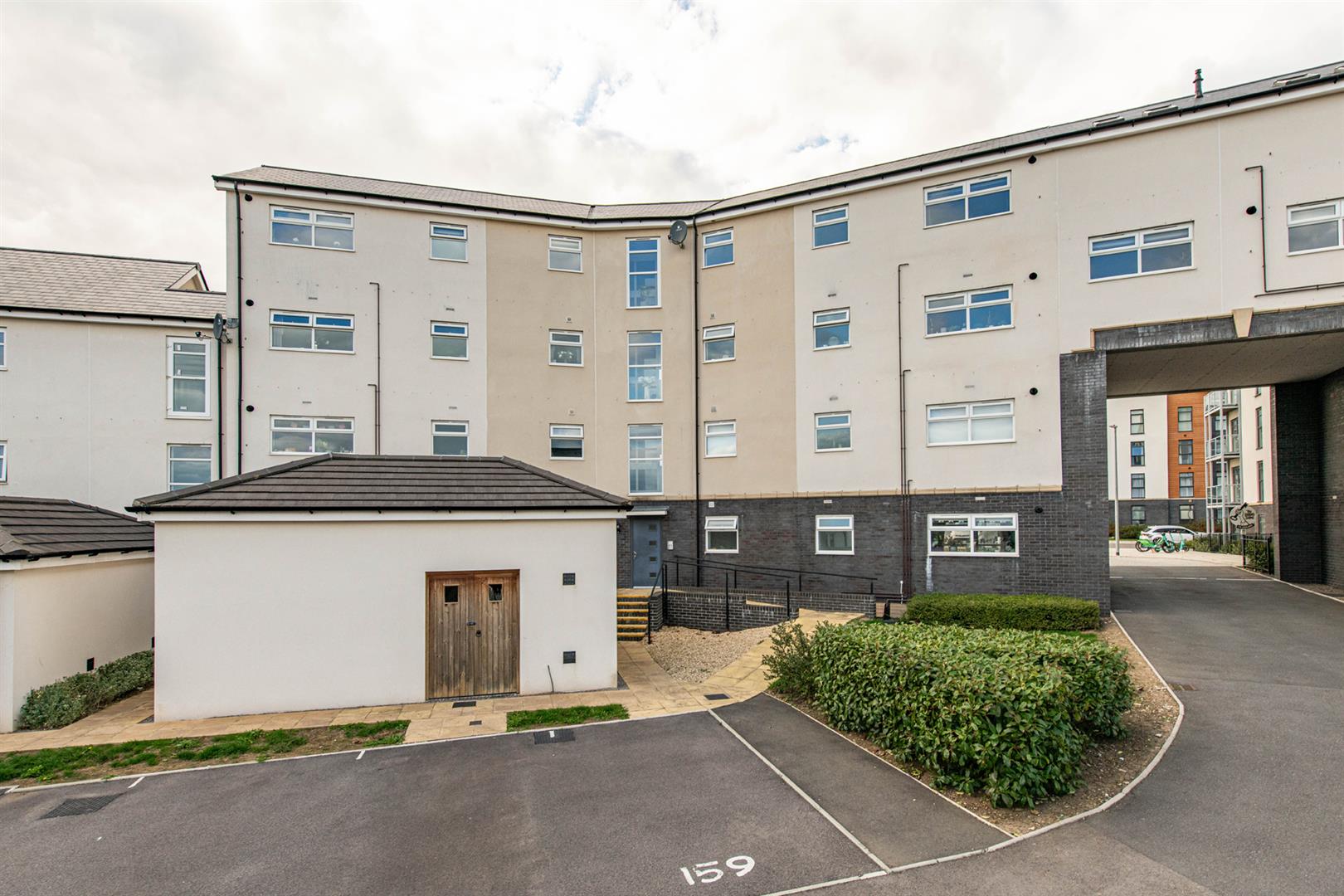 2 bed apartment for sale in Mansell Road, Patchway  - Property Image 12
