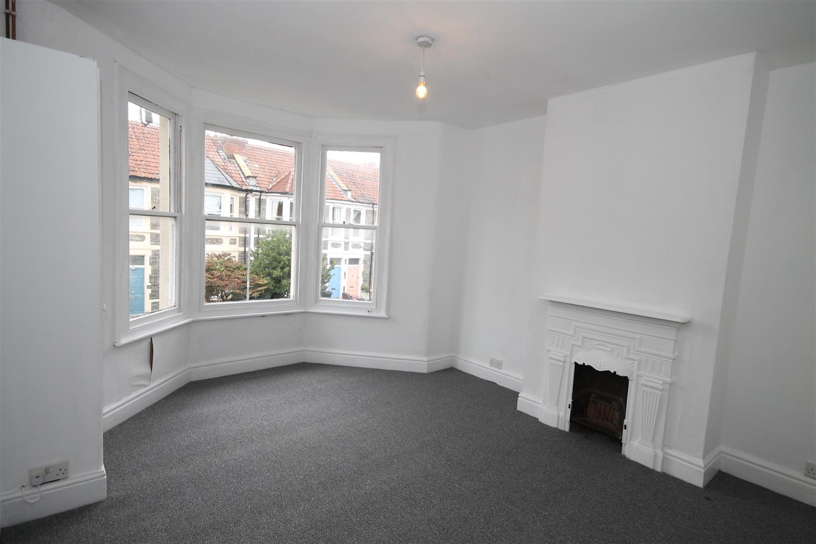 4 bed terraced house to rent in Monk Road, Bristol 4