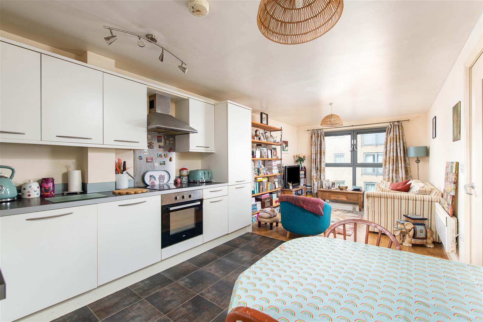 1 bed flat for sale in Charles Street, Bristol  - Property Image 3