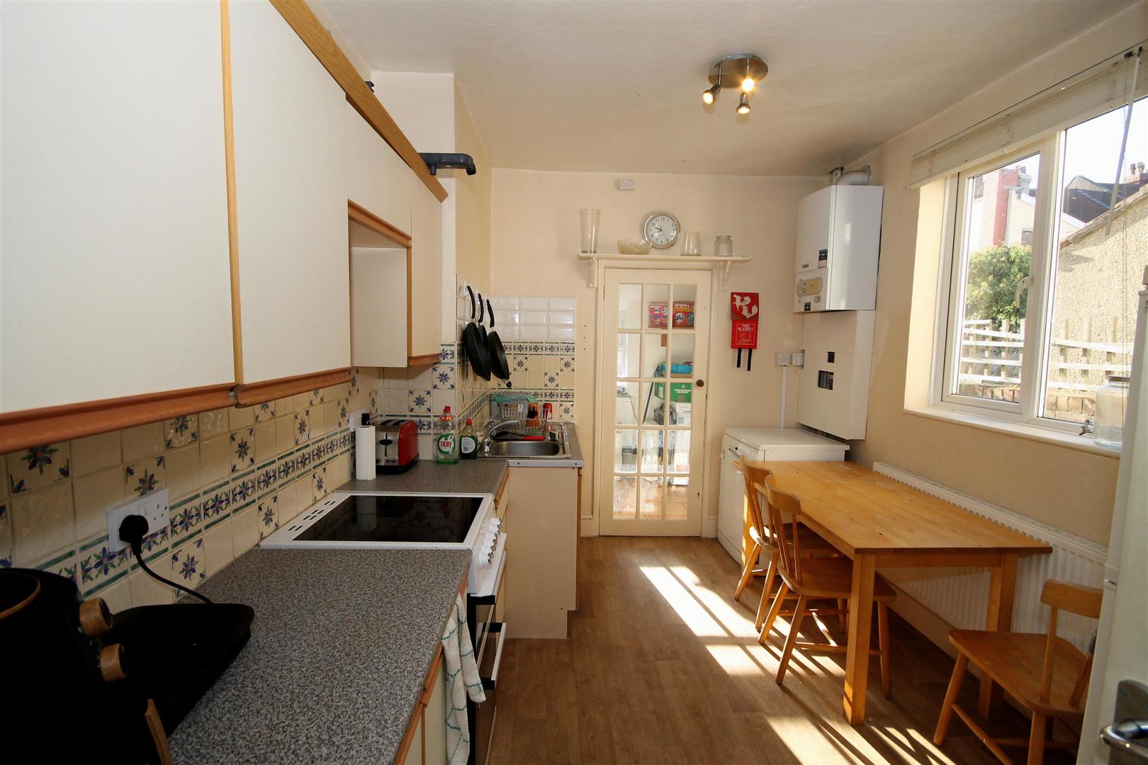 4 bed terraced house to rent in Doone Road, Bristol 3