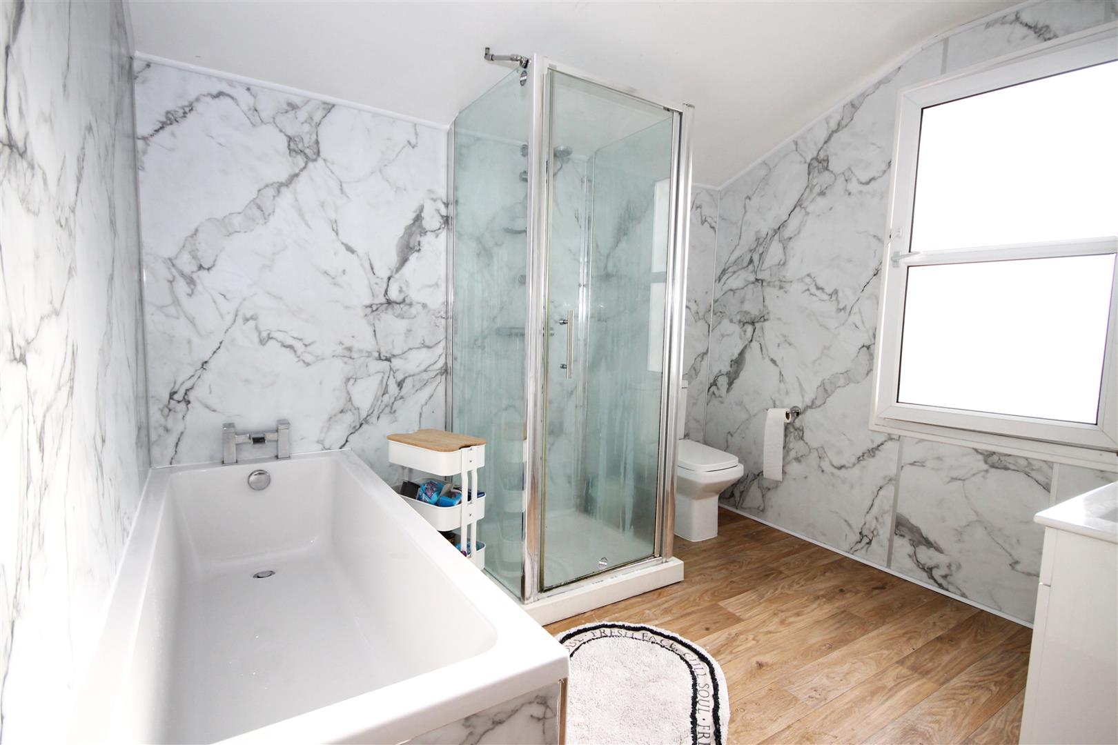 5 bed terraced house to rent in Rudthorpe Road, Bristol 6