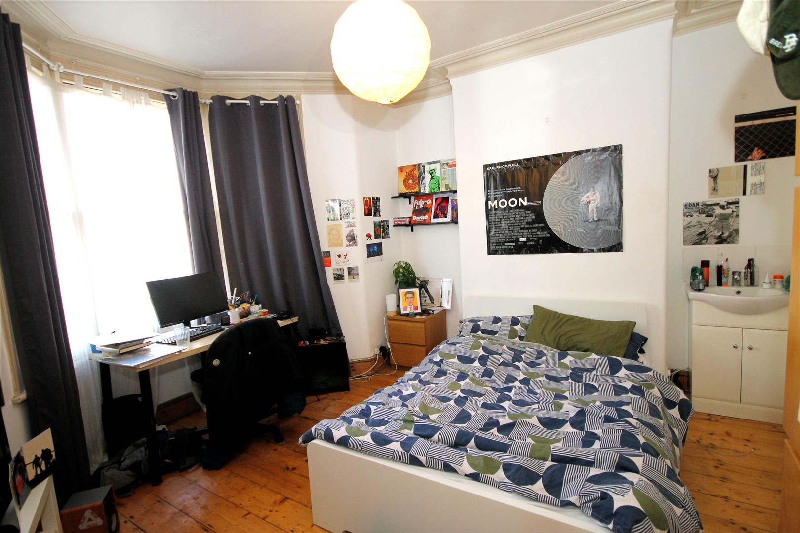 5 bed terraced house to rent in Rudthorpe Road, Bristol 5