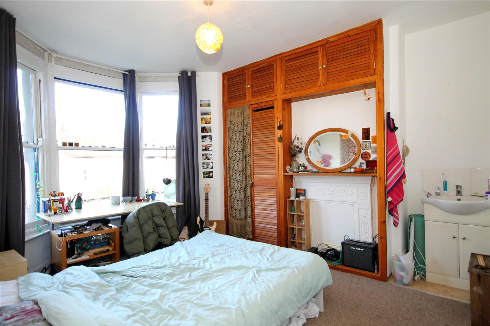 5 bed terraced house to rent in Rudthorpe Road, Bristol 8