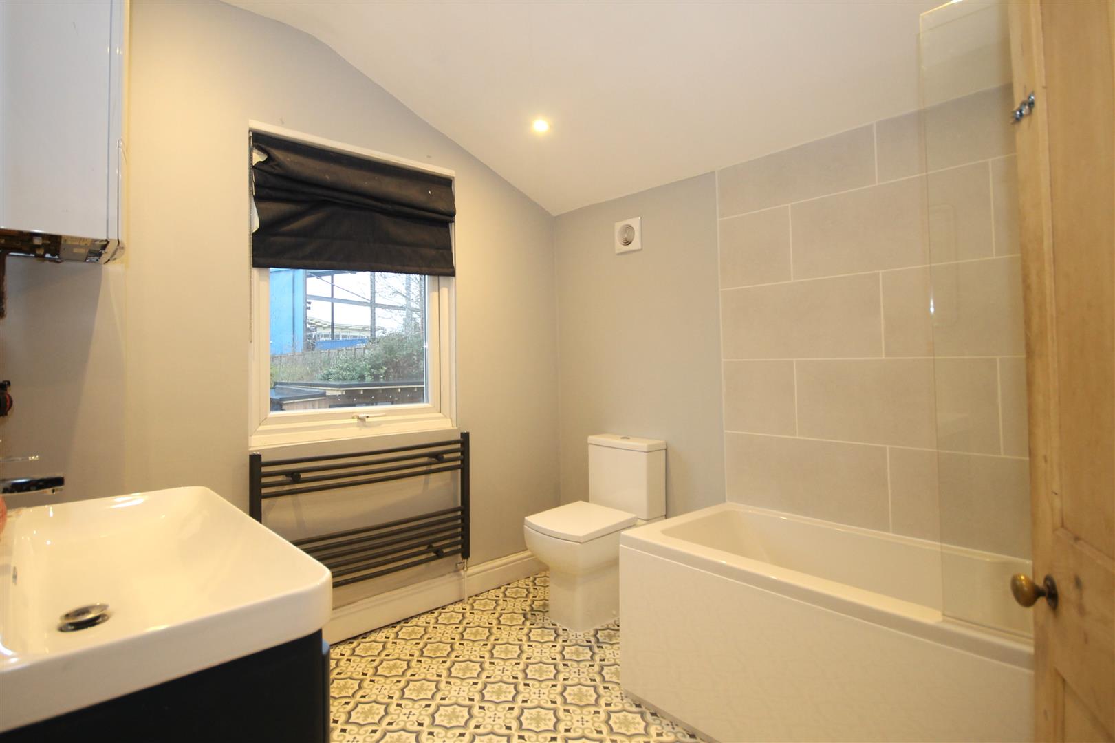 2 bed terraced house to rent in Ellicott Road, Bristol  - Property Image 2