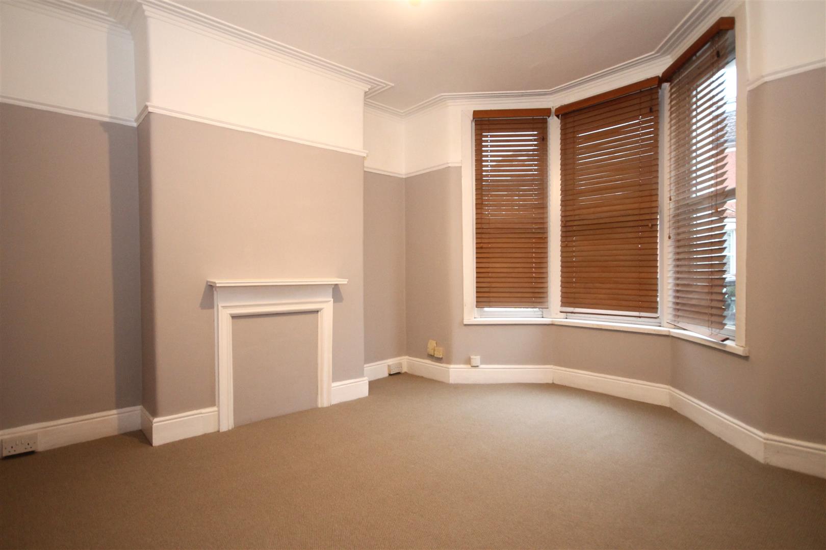 2 bed terraced house to rent in Ellicott Road, Bristol  - Property Image 5