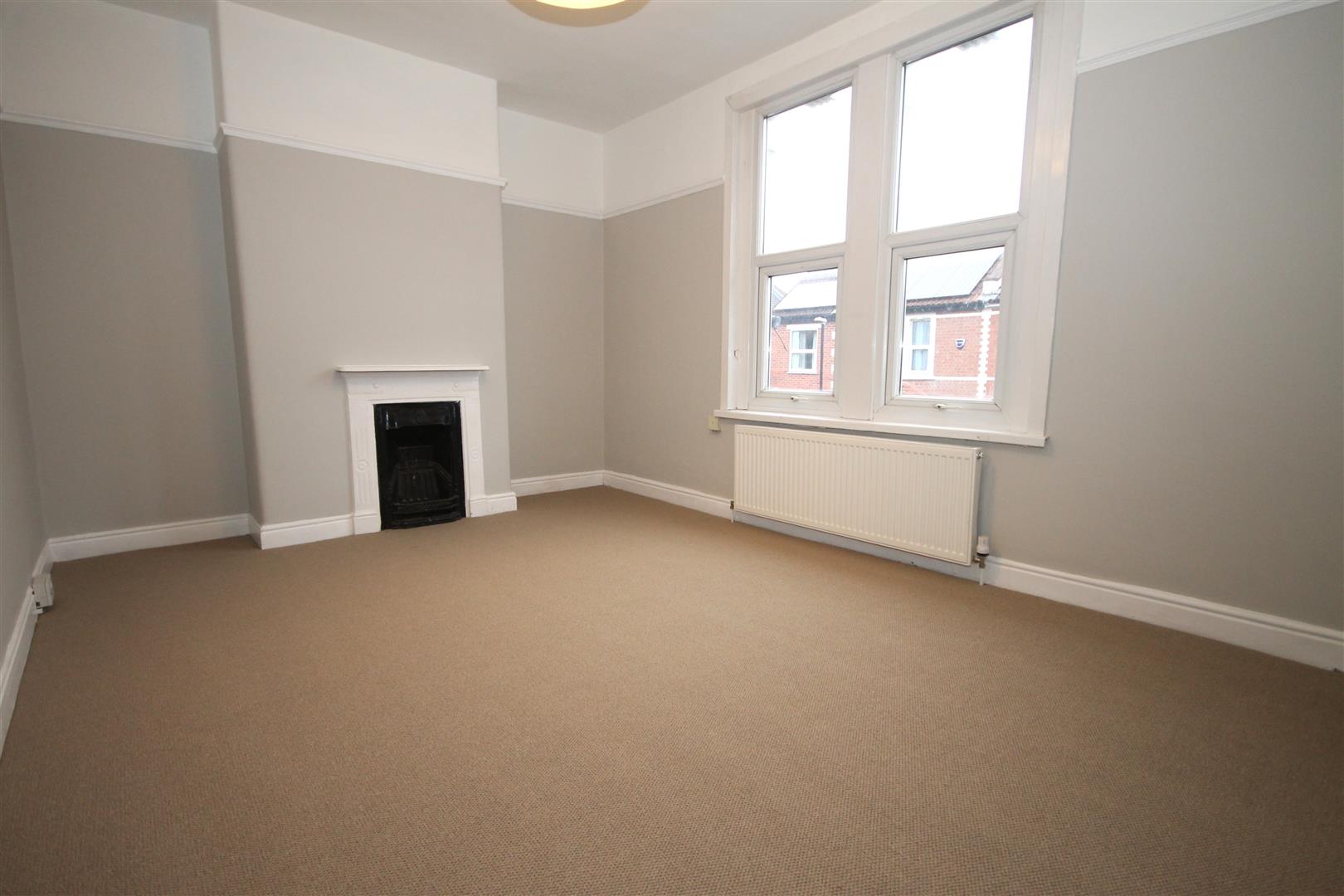 2 bed terraced house to rent in Ellicott Road, Bristol 3