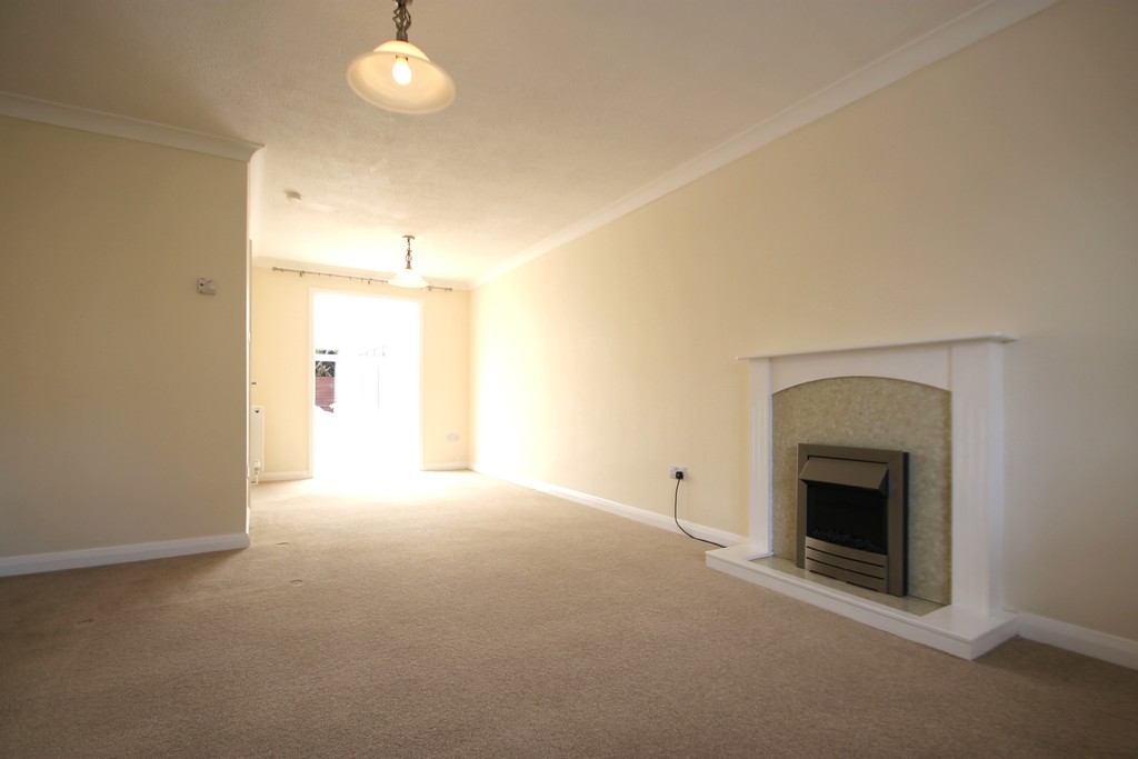 3 bed semi-detached house to rent in Medway Close, Taunton  - Property Image 6