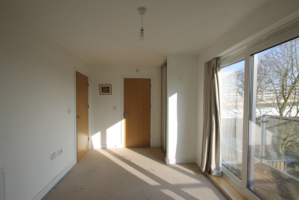 3 bed semi-detached house to rent in Firepool View, Taunton  - Property Image 9