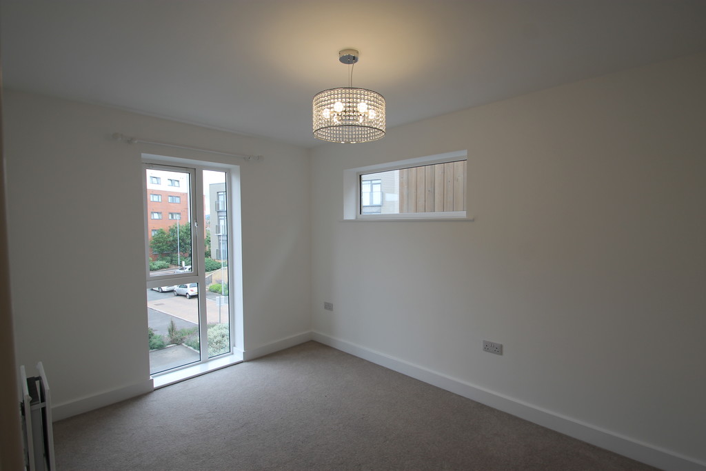 3 bed town house for sale in Firepool Crescent, Taunton  - Property Image 12