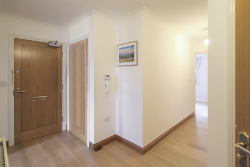 2 bed ground floor flat for sale in Geoffrey Farrant Walk, Taunton  - Property Image 8