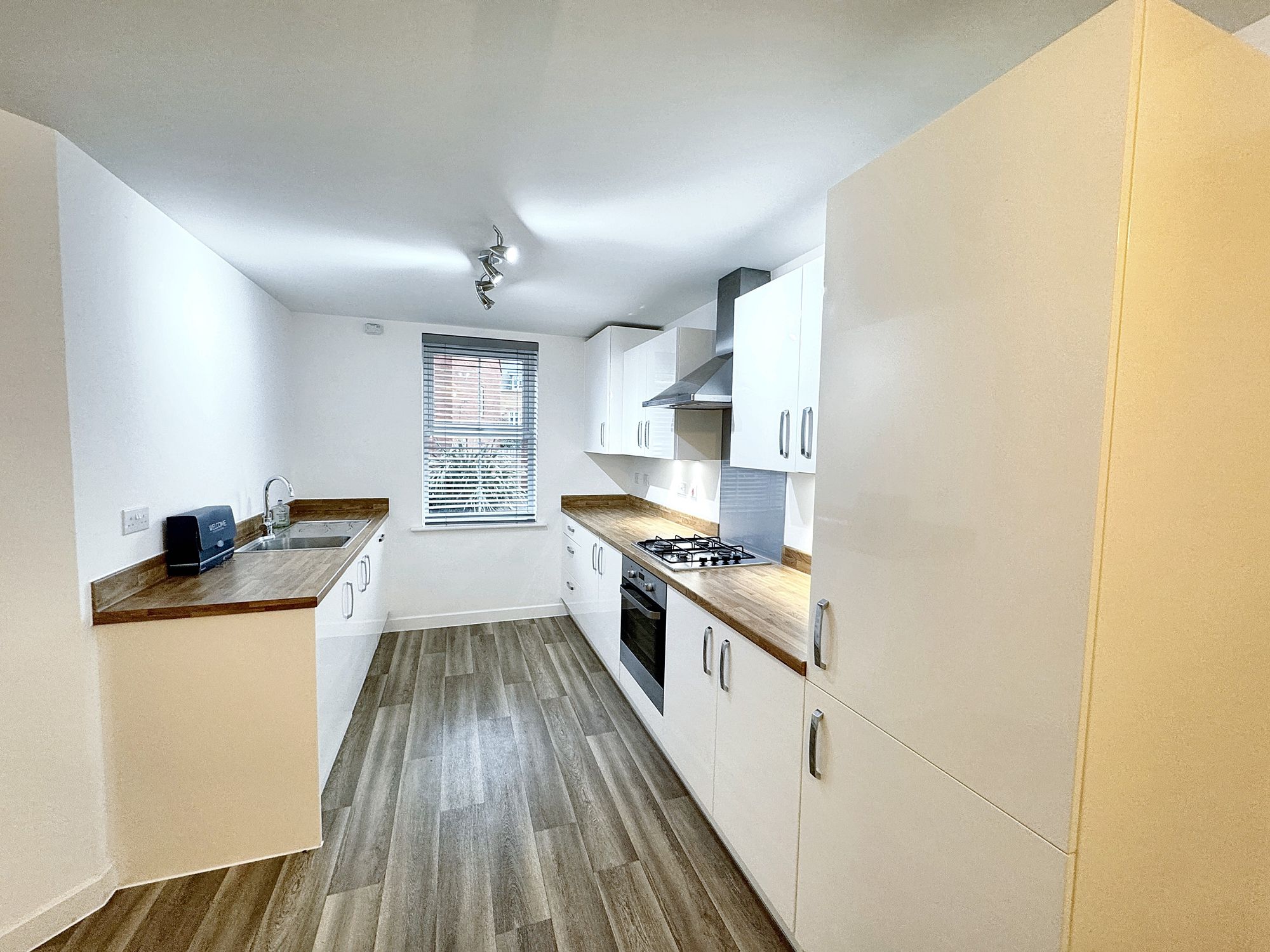 3 bed house to rent in Garden Close, Cheddon Fitzpaine, TA2 4