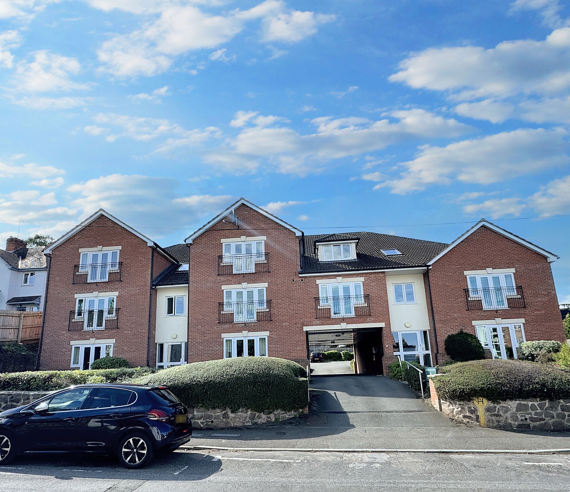 2 bed apartment for sale in Wilton Street, Taunton  - Property Image 1