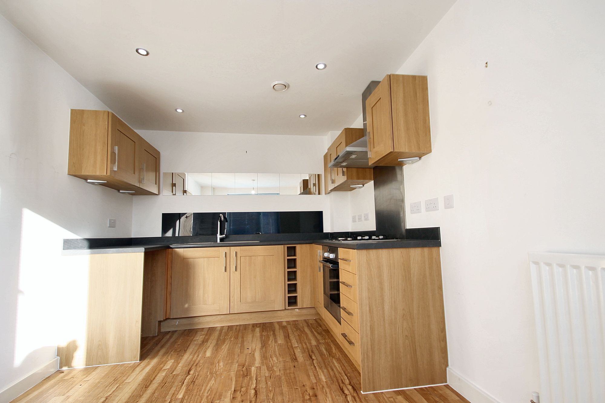 3 bed house to rent in Firepool View, Taunton, TA1  - Property Image 2