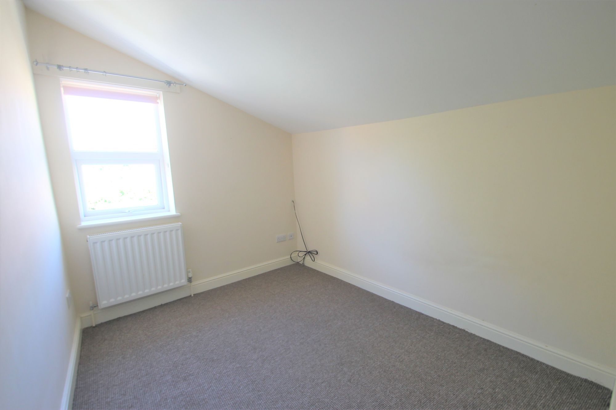 3 bed house to rent in Cheddon Road, Taunton  - Property Image 8