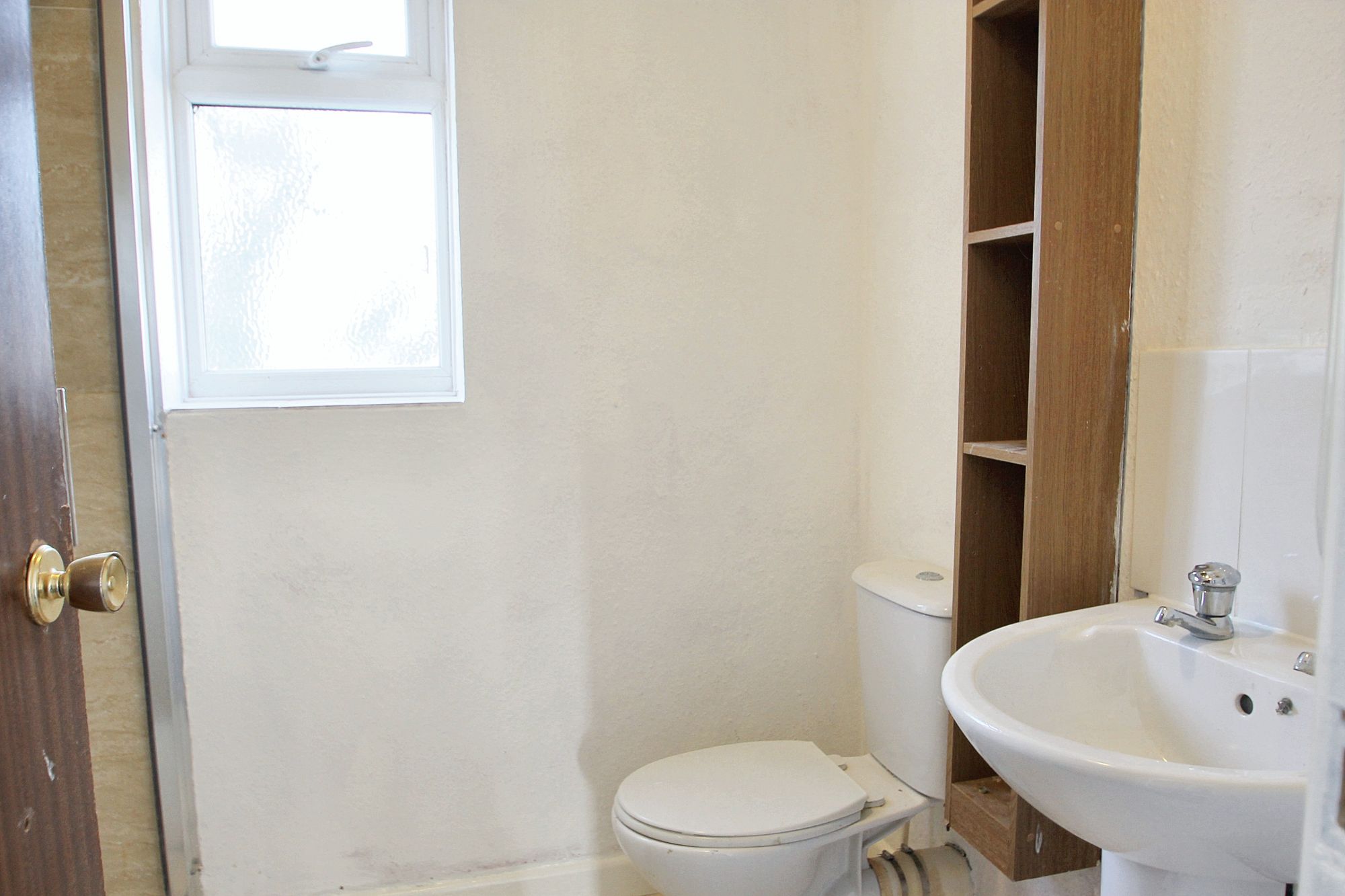 2 bed flat to rent in Kiddles, Yeovil, BA21  - Property Image 6