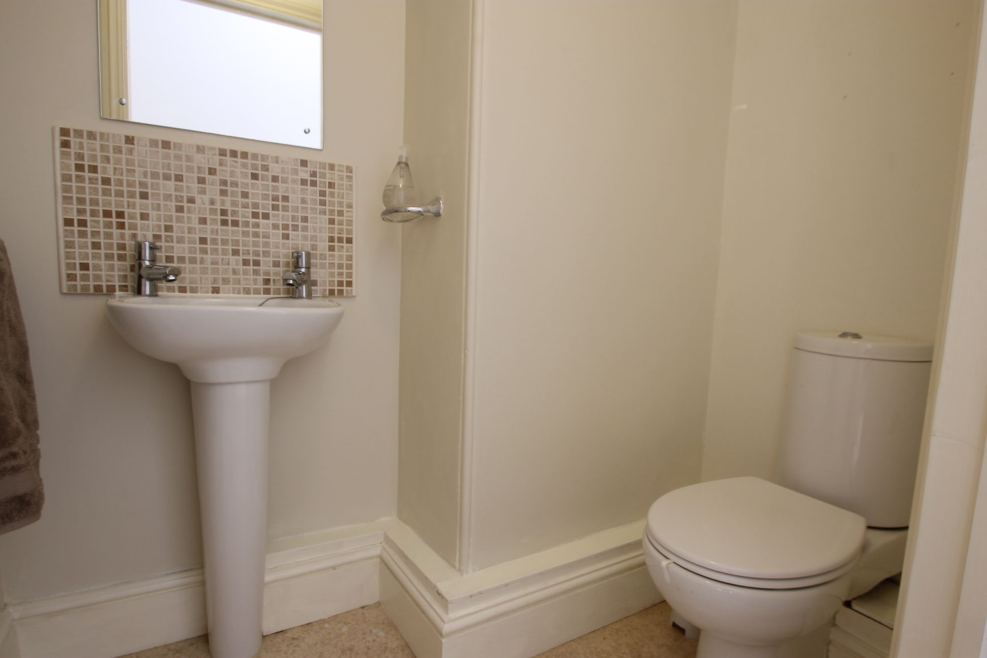 1 bed flat to rent in St. Josephs Field, Annecy Court St. Josephs Field, TA1  - Property Image 7