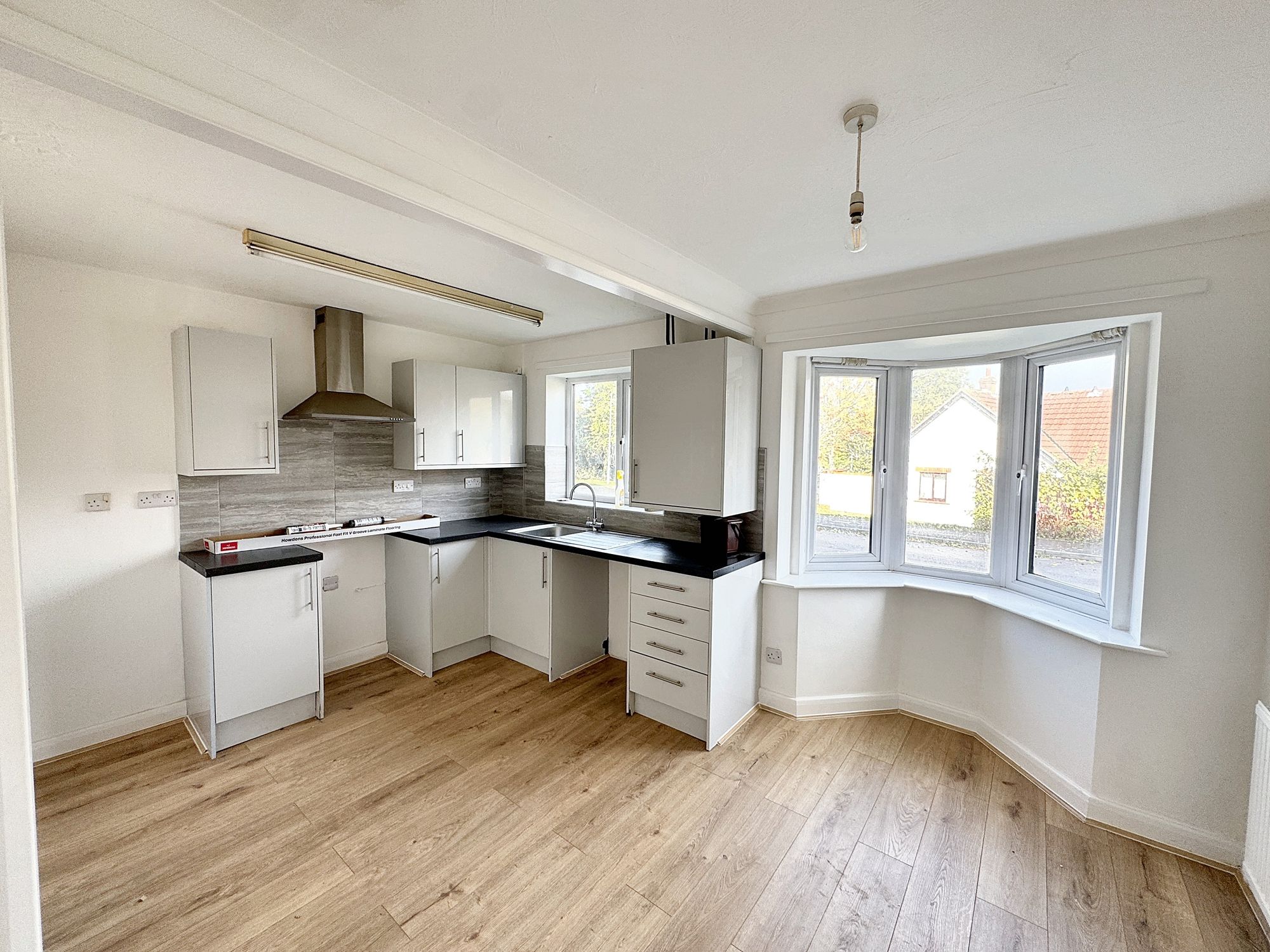 3 bed to rent in Fivash Close, Taunton, TA1 2