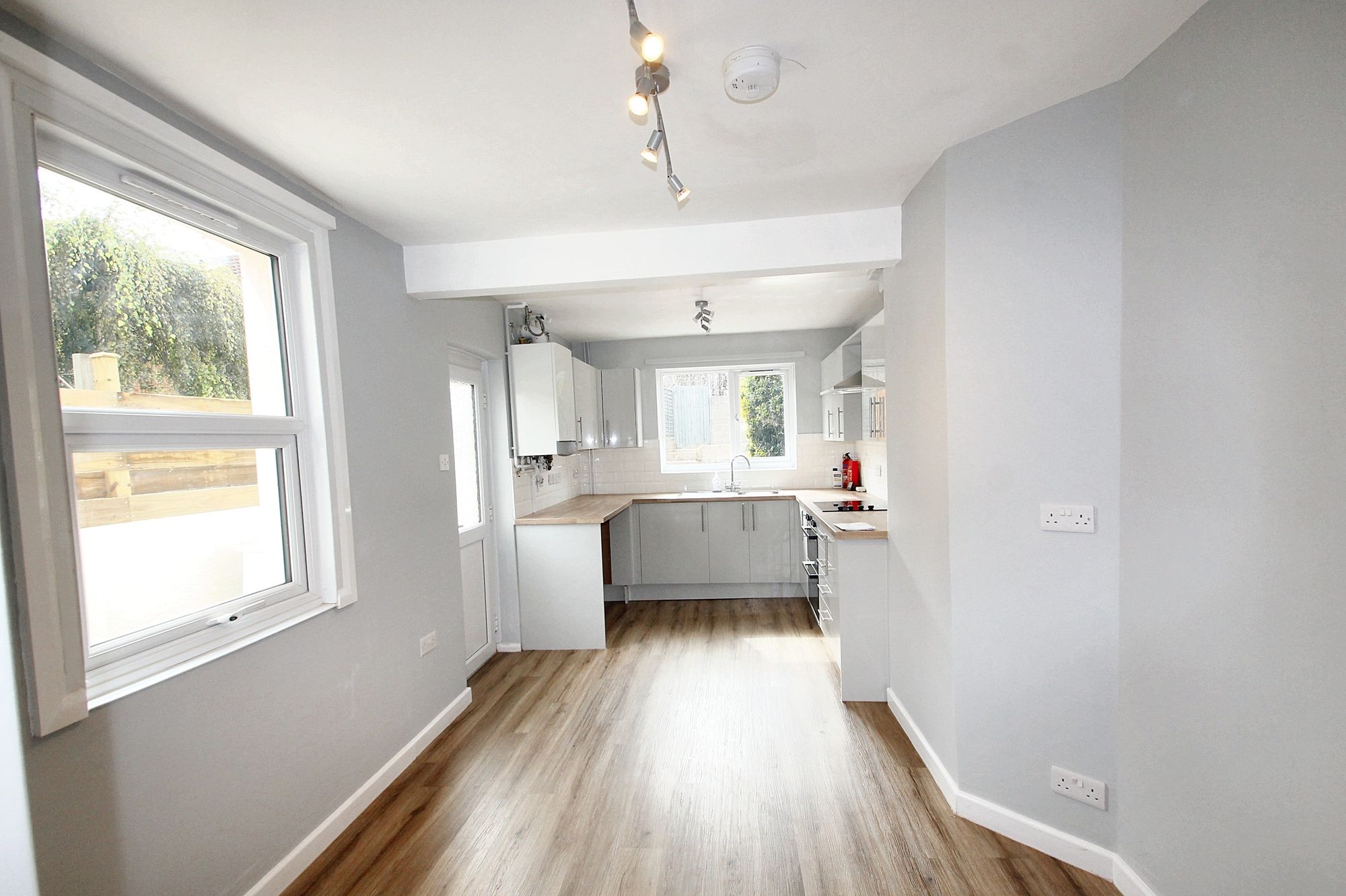 3 bed end of terrace house to rent in Goldcroft, Yeovil, BA21  - Property Image 5