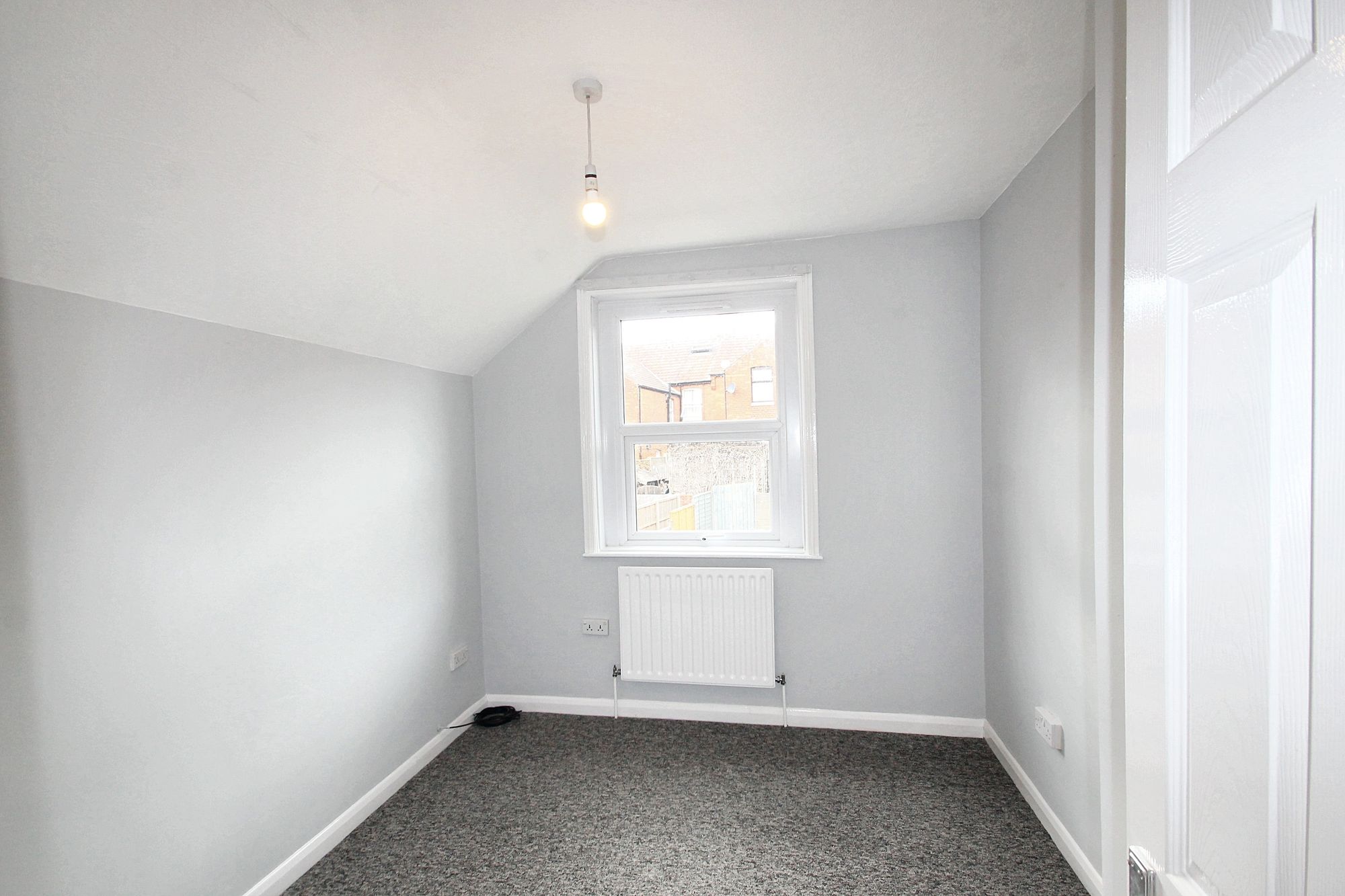 3 bed end of terrace house to rent in Goldcroft, Yeovil, BA21  - Property Image 13