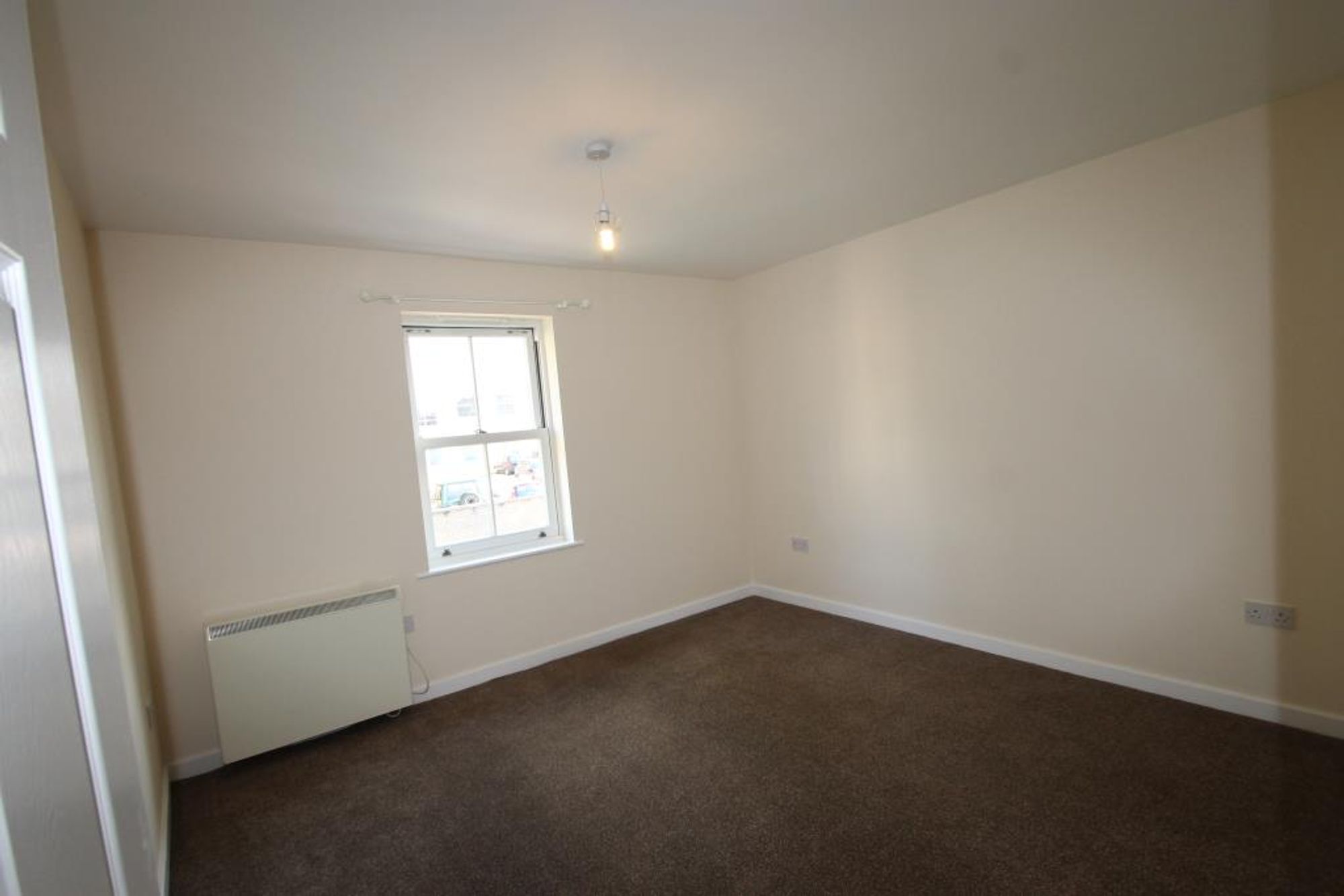 2 bed apartment for sale in Victoria Street, Taunton, TA1  - Property Image 4