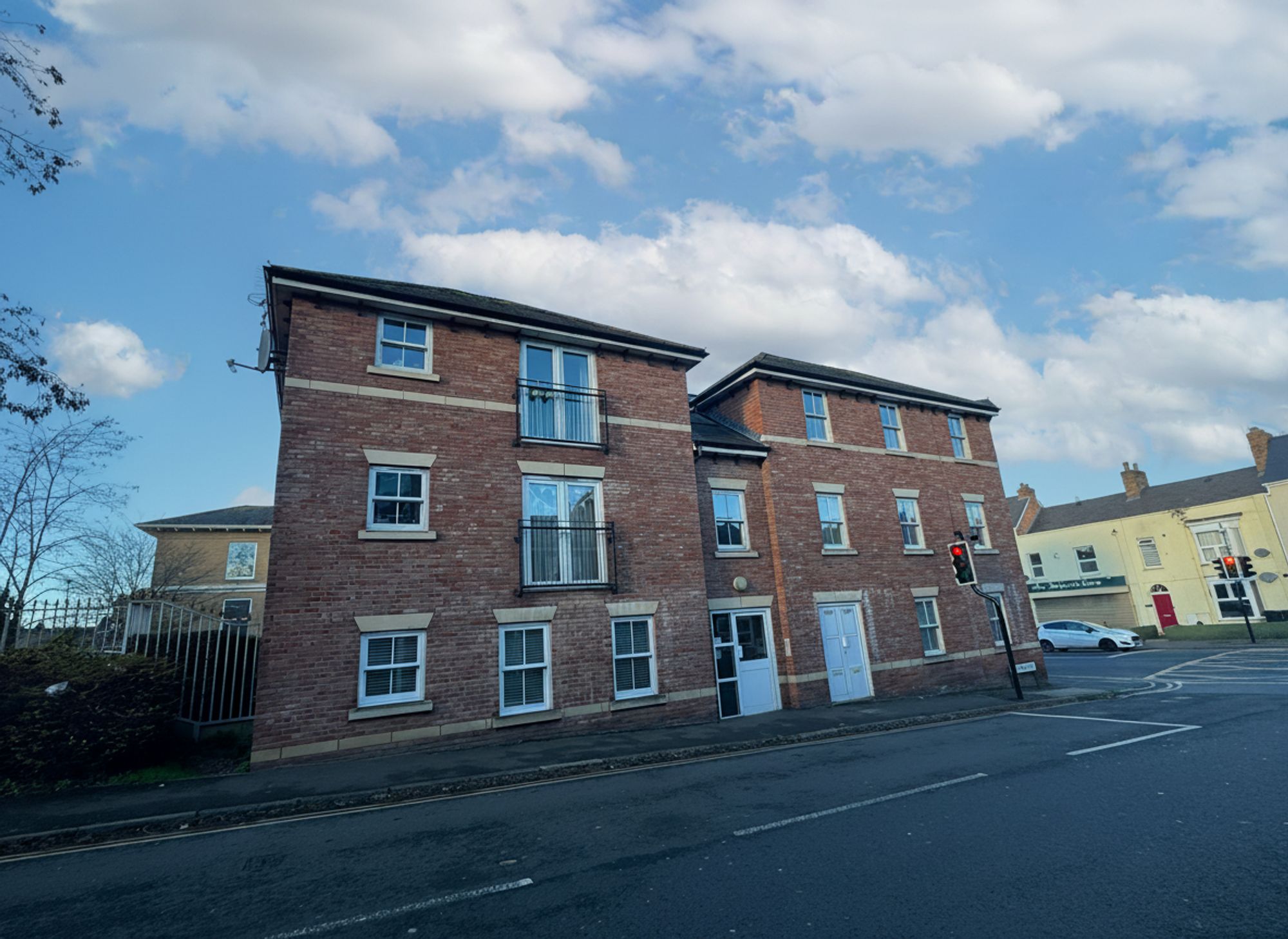 2 bed apartment for sale in Victoria Street, Taunton, TA1  - Property Image 7