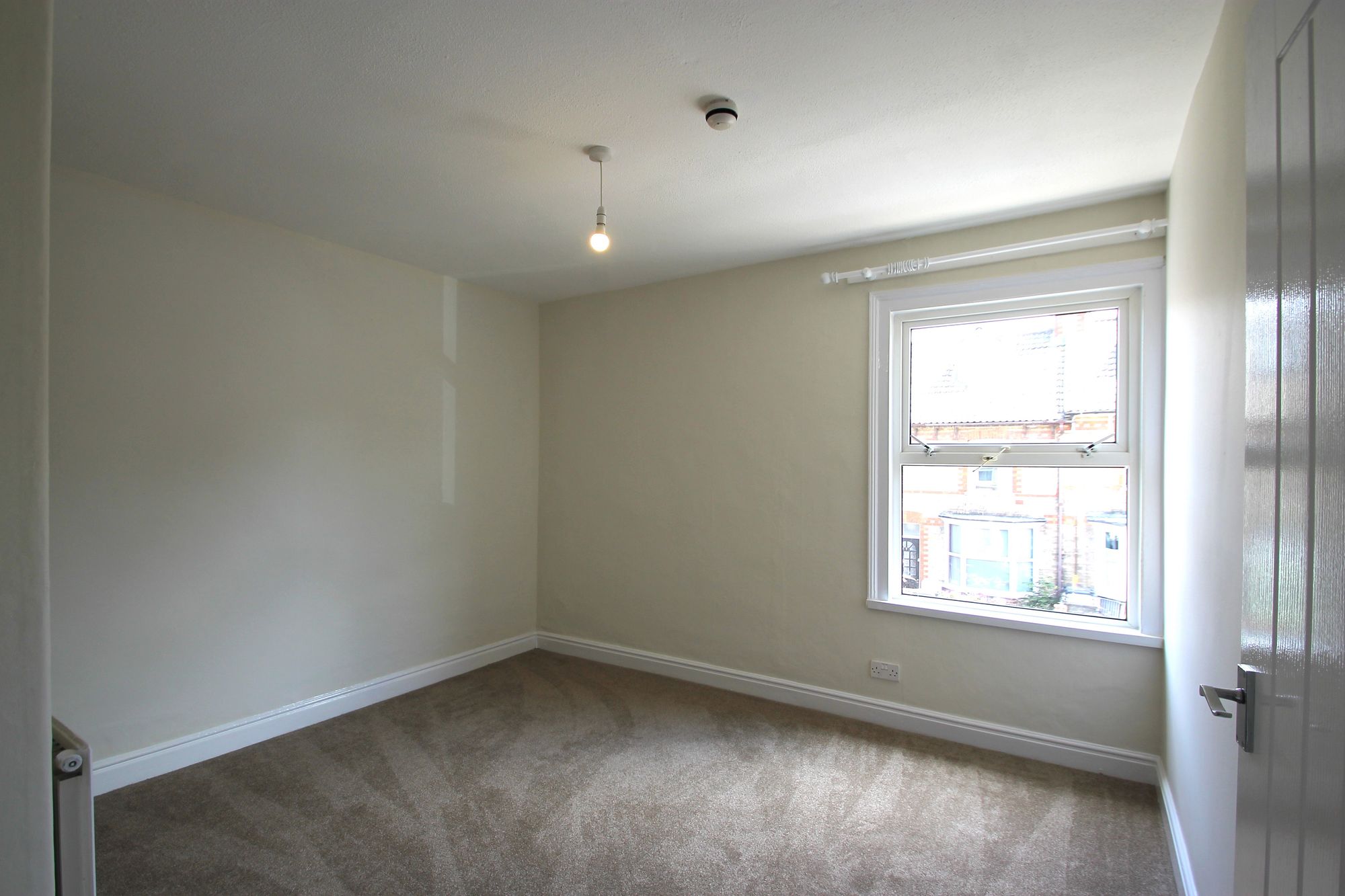 4 bed mid-terraced house to rent in Laburnum Street, Taunton, TA1  - Property Image 12