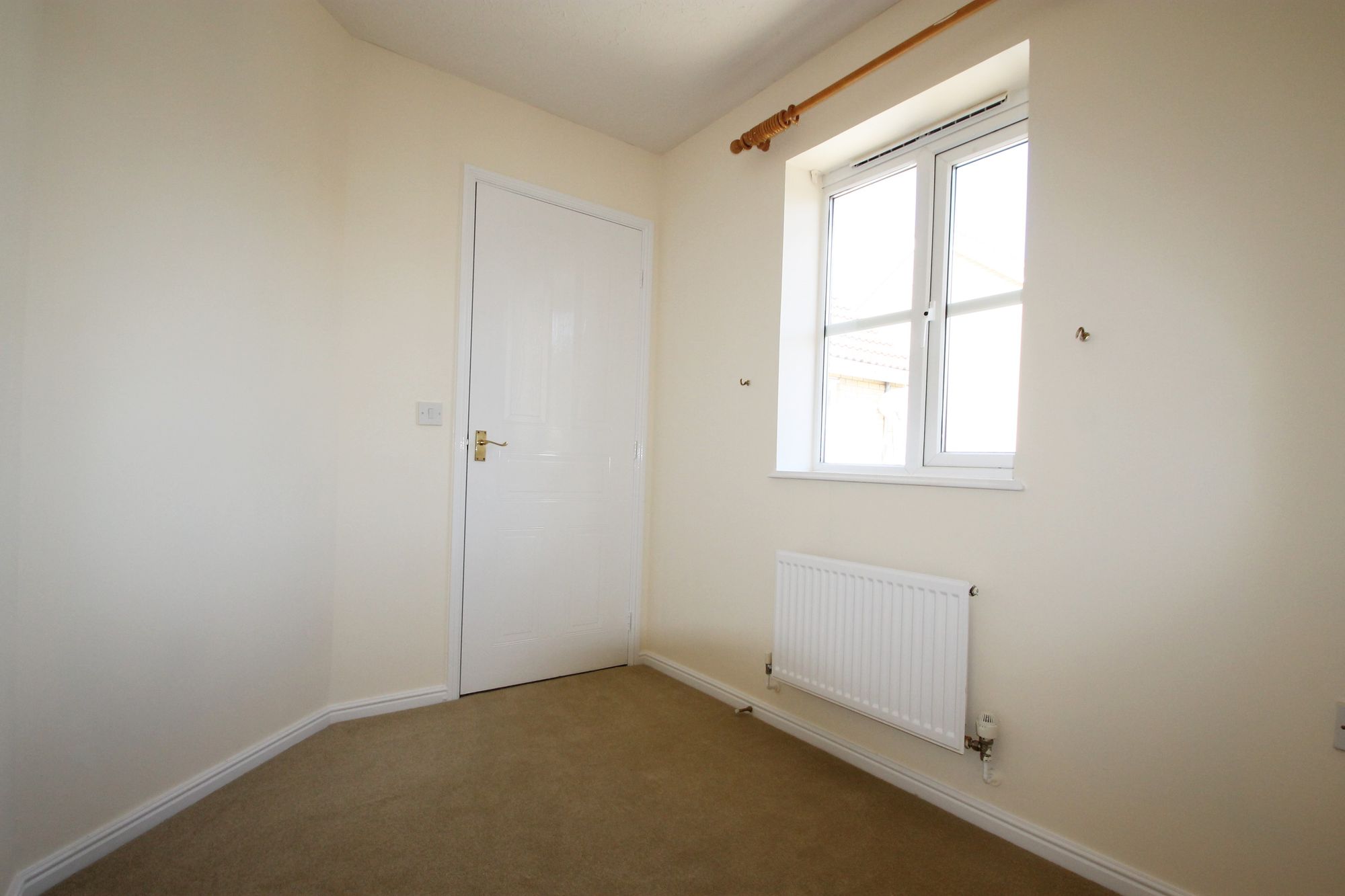 3 bed to rent in Cheddon Mews, Taunton, TA2 7