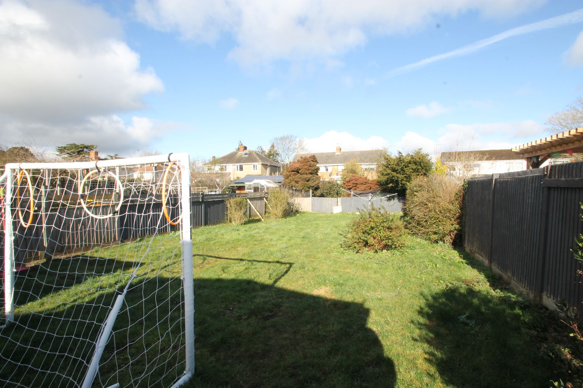 3 bed detached house to rent in Elms Close, Taunton, TA1  - Property Image 3