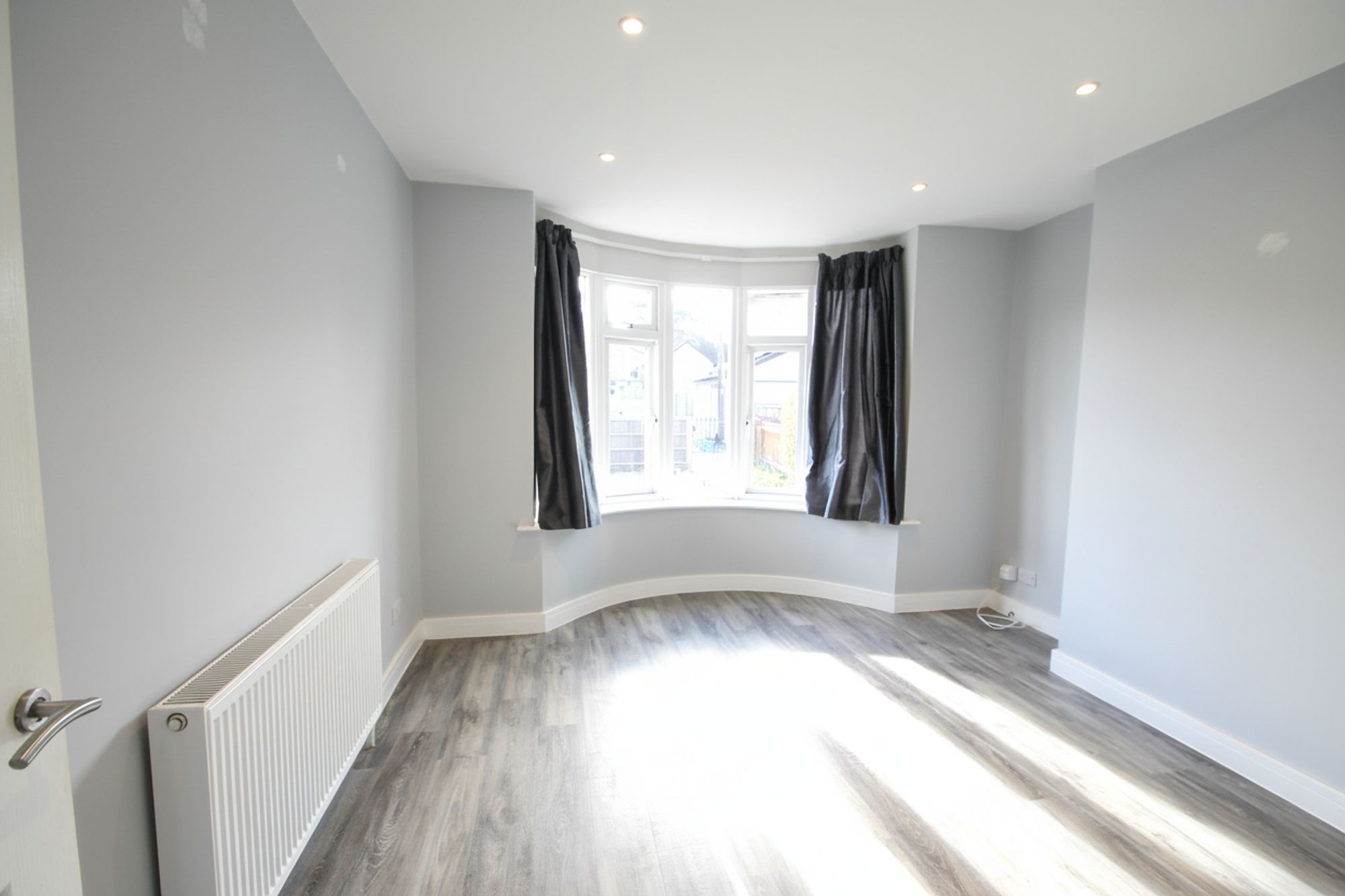 3 bed detached house to rent in Elms Close, Taunton, TA1 3