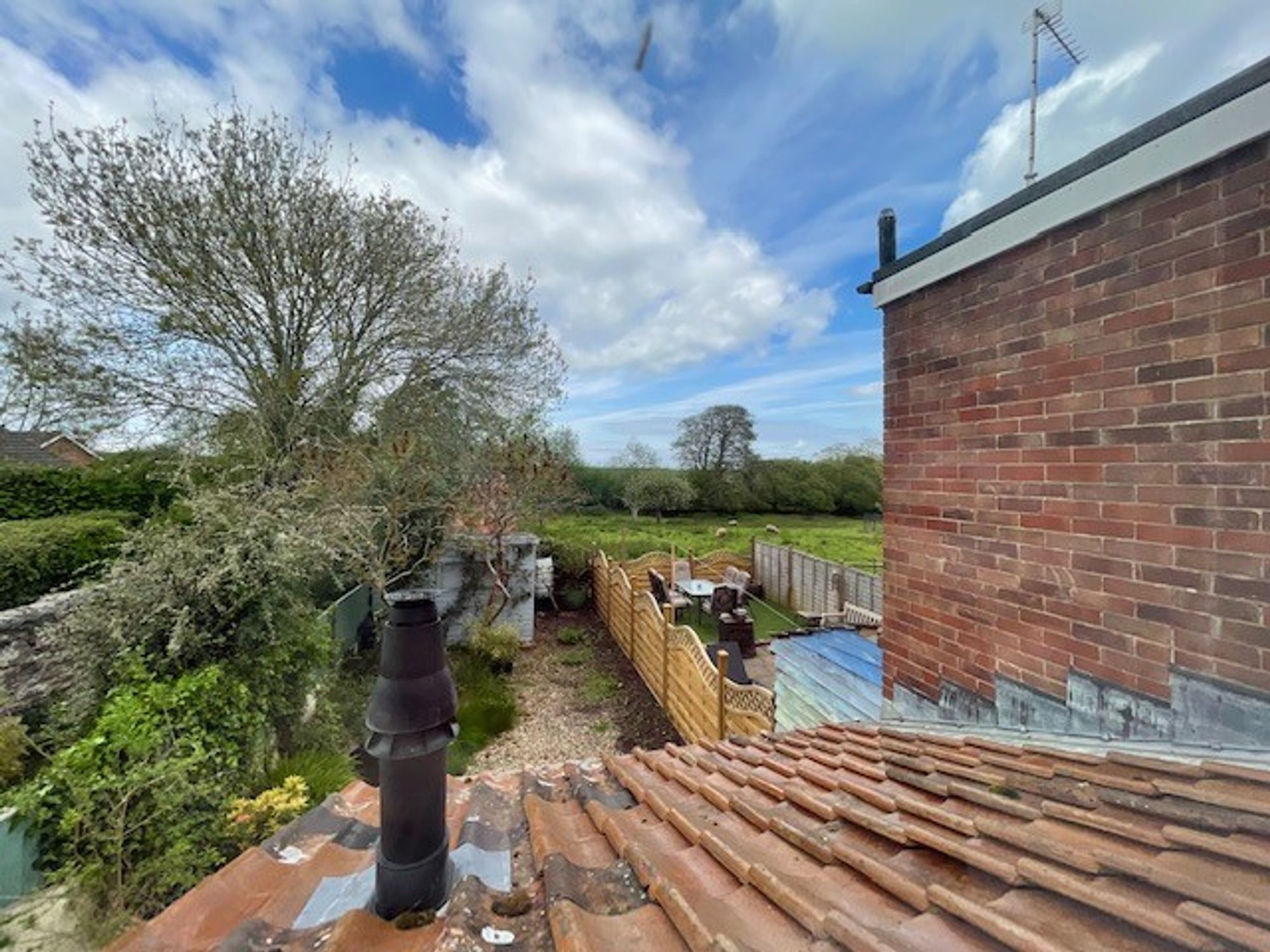2 bed terraced cottage to rent in Cliff Road, North Petherton, TA6  - Property Image 4