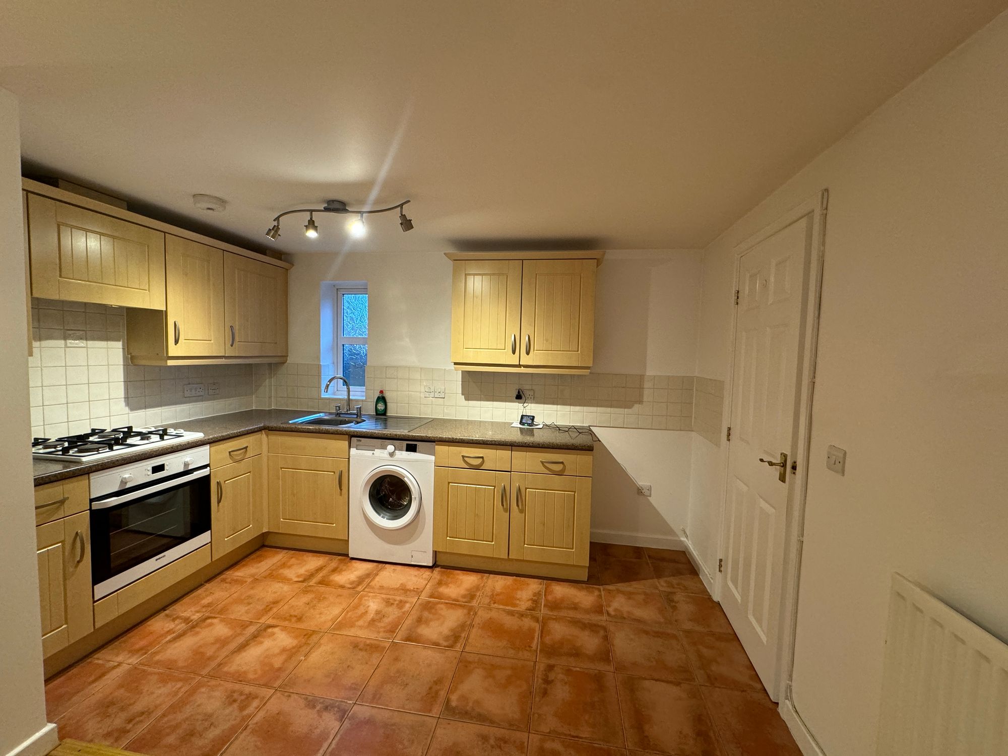 2 bed apartment to rent in Massingham Park, Taunton  - Property Image 3