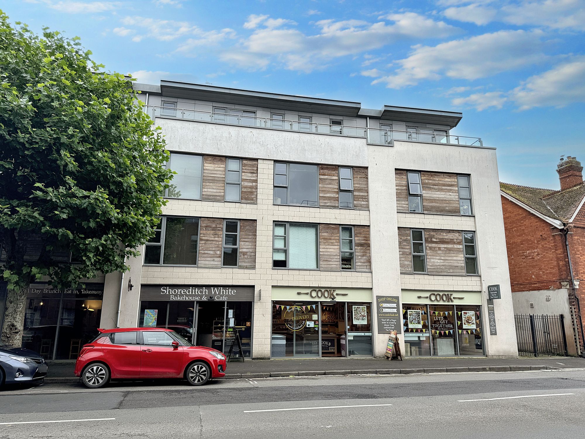 1 bed studio flat to rent in Corporation Street, Taunton, TA1  - Property Image 1