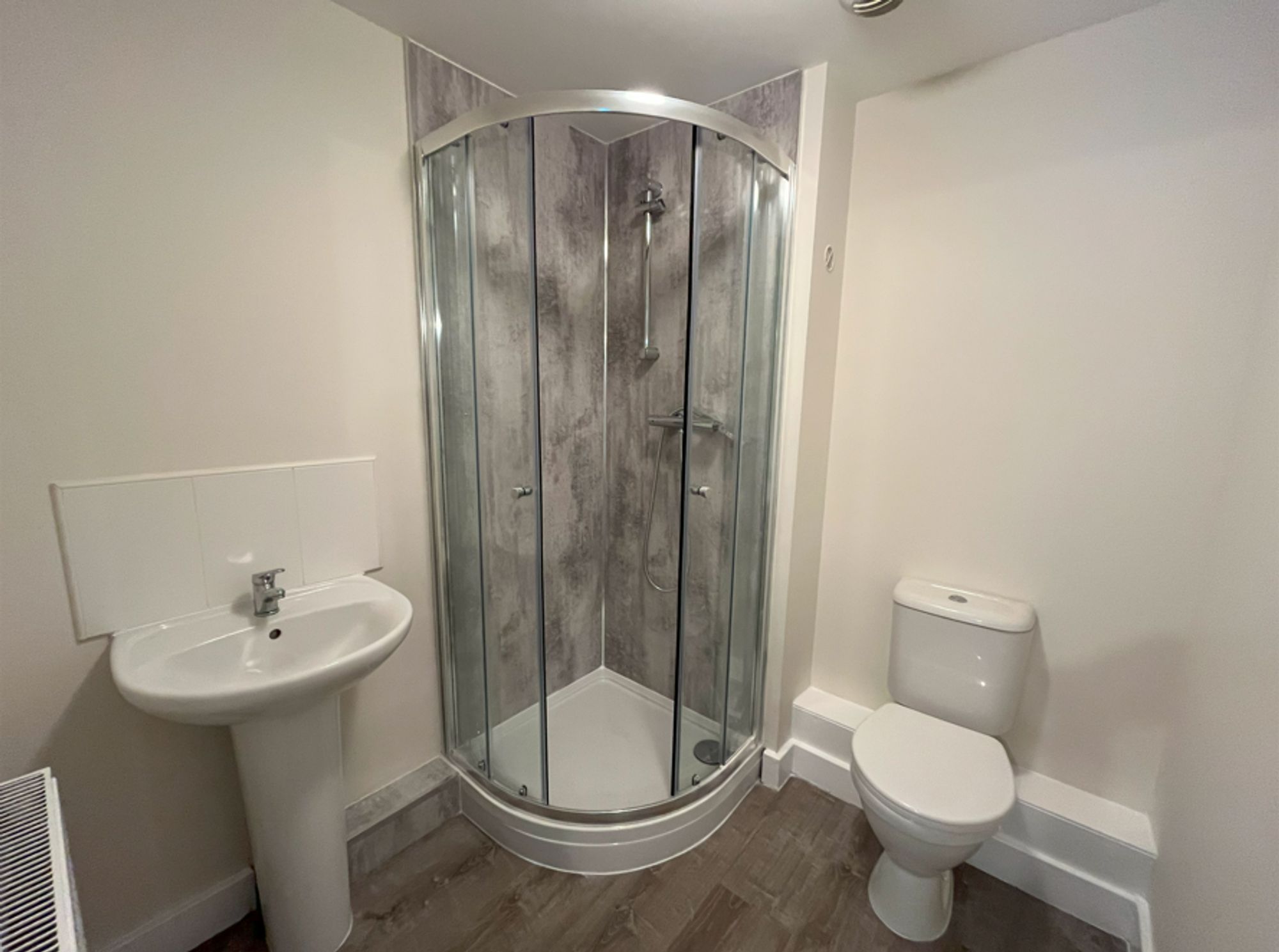 1 bed studio flat to rent in Corporation Street, Taunton, TA1  - Property Image 4