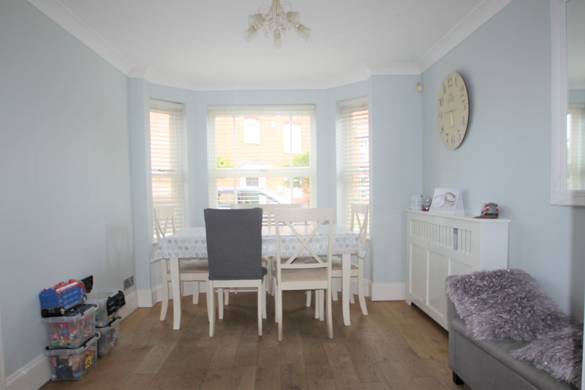 3 bed terraced town house to rent in Barbers Mead, Taunton  - Property Image 7