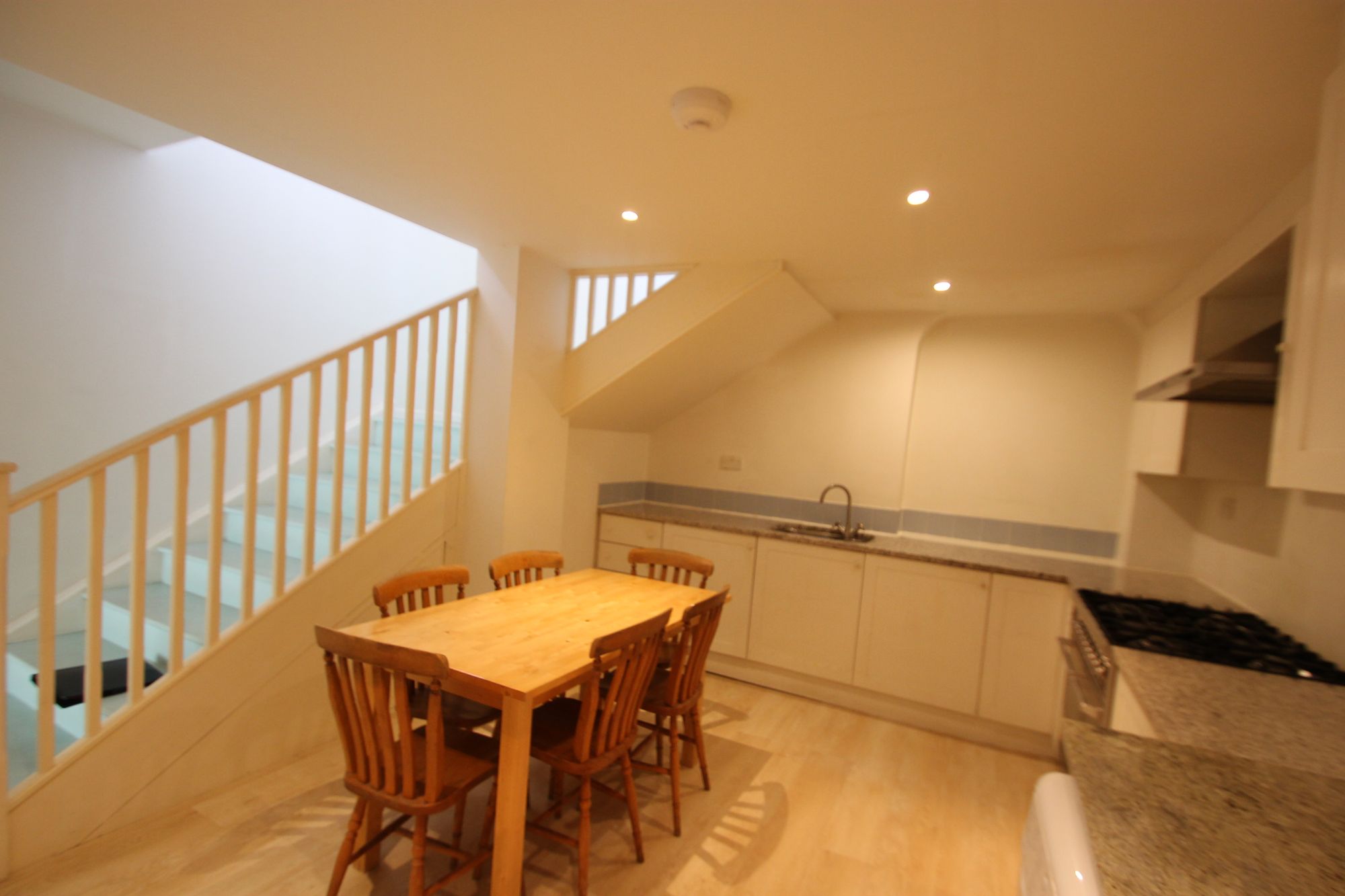 1 bed mews house to rent in Staplegrove Road, Taunton  - Property Image 5