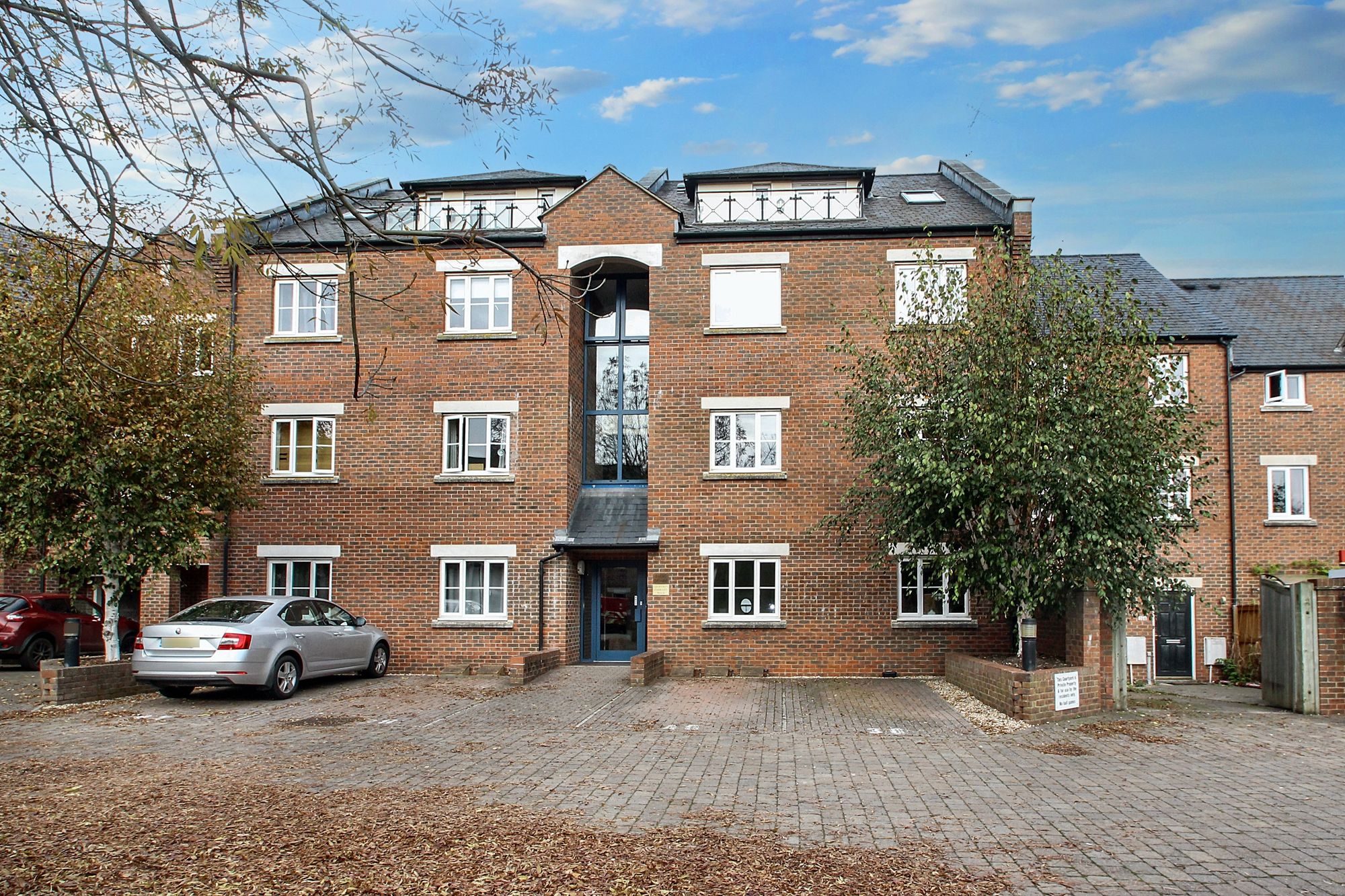 2 bed apartment to rent in Geoffrey Farrant Walk, Taunton, TA1