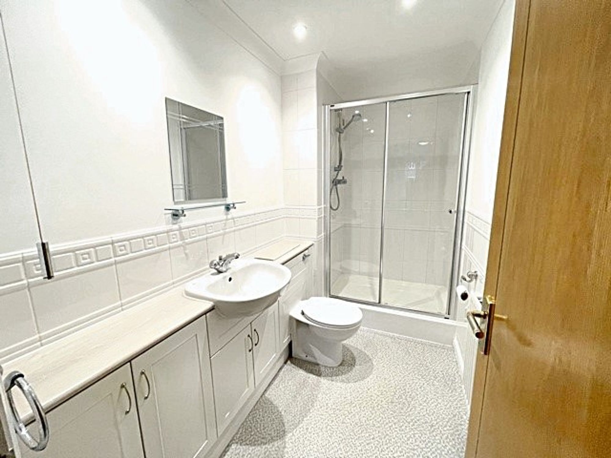 2 bed apartment to rent in Geoffrey Farrant Walk, Taunton, TA1  - Property Image 4