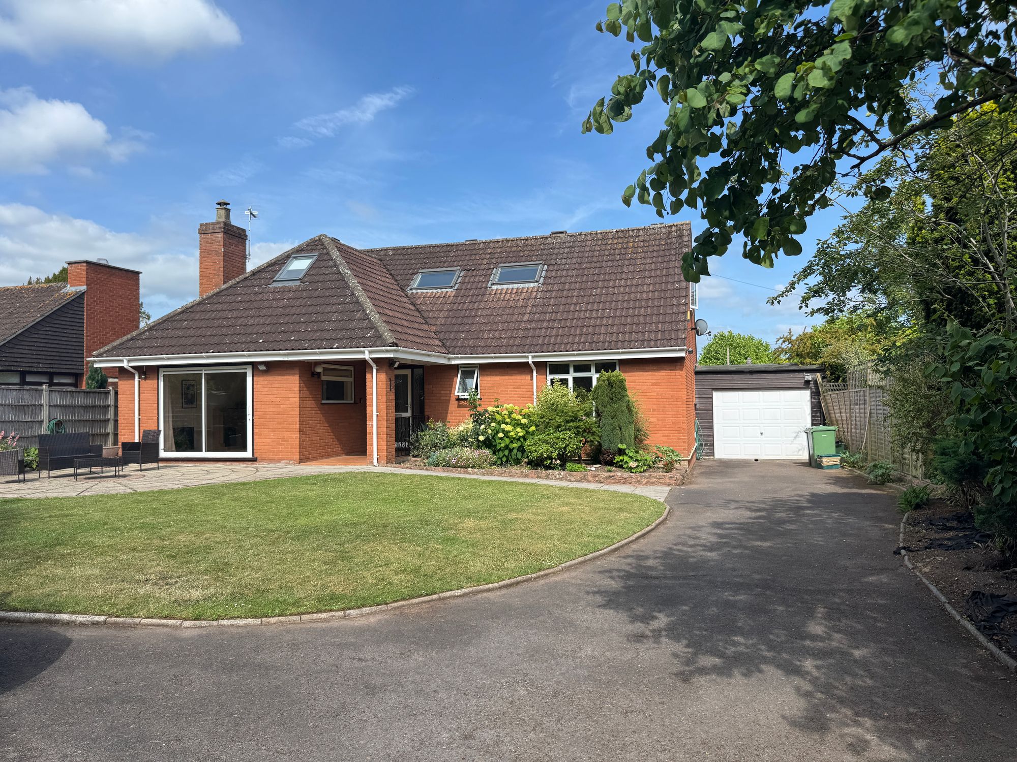 4 bed house to rent in The Avenue, Taunton, TA1