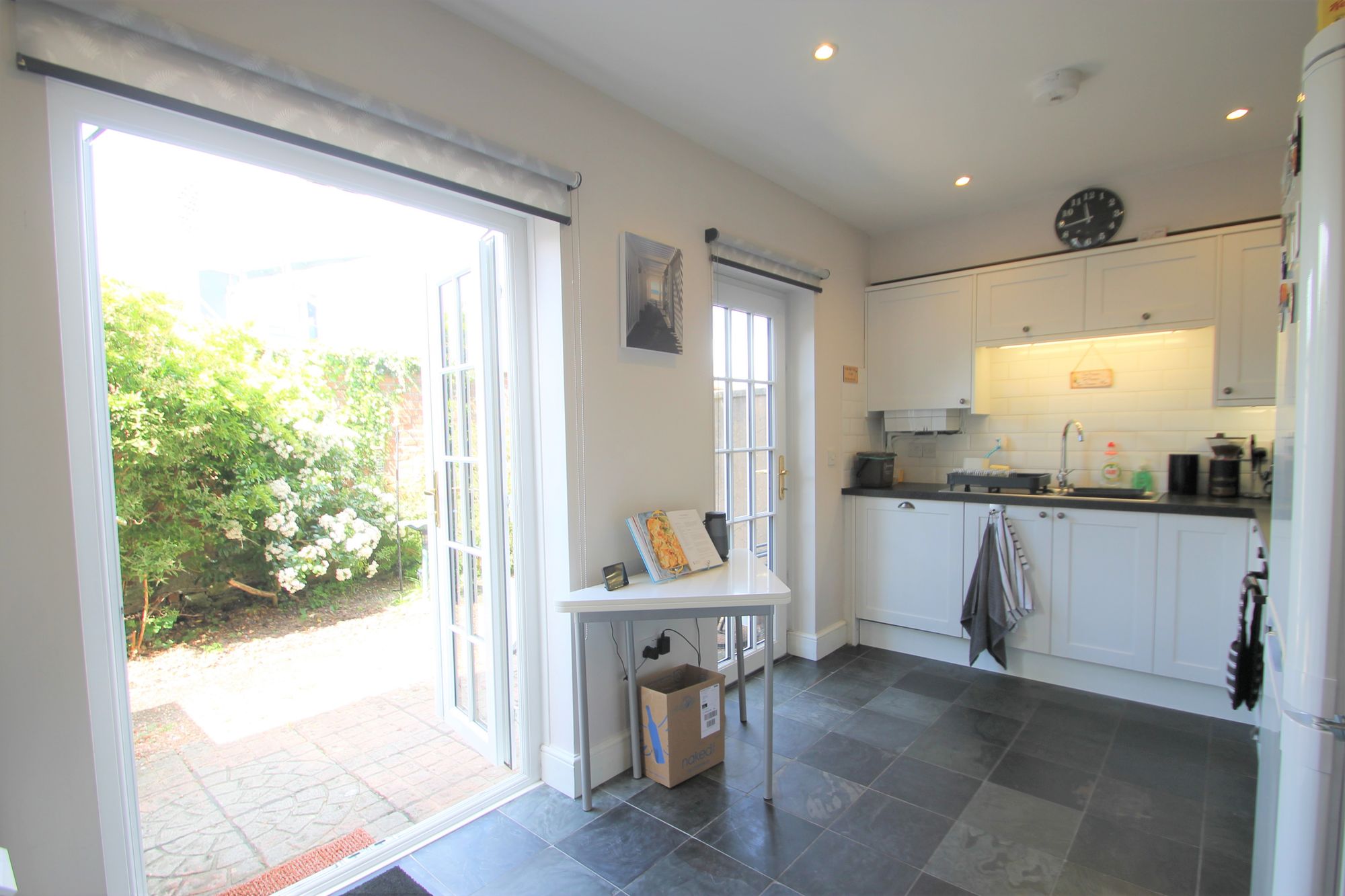 2 bed house to rent in Priory Avenue, Taunton  - Property Image 2