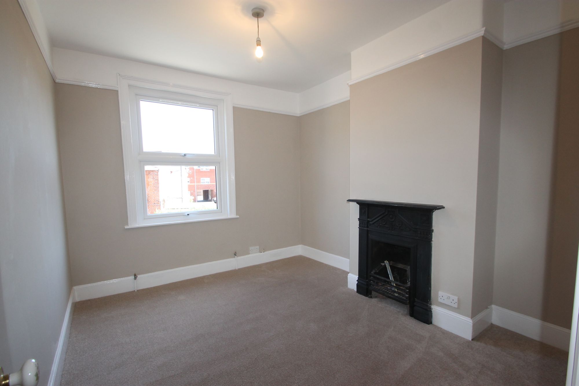 4 bed house to rent in St. Augustine Street, Taunton  - Property Image 8