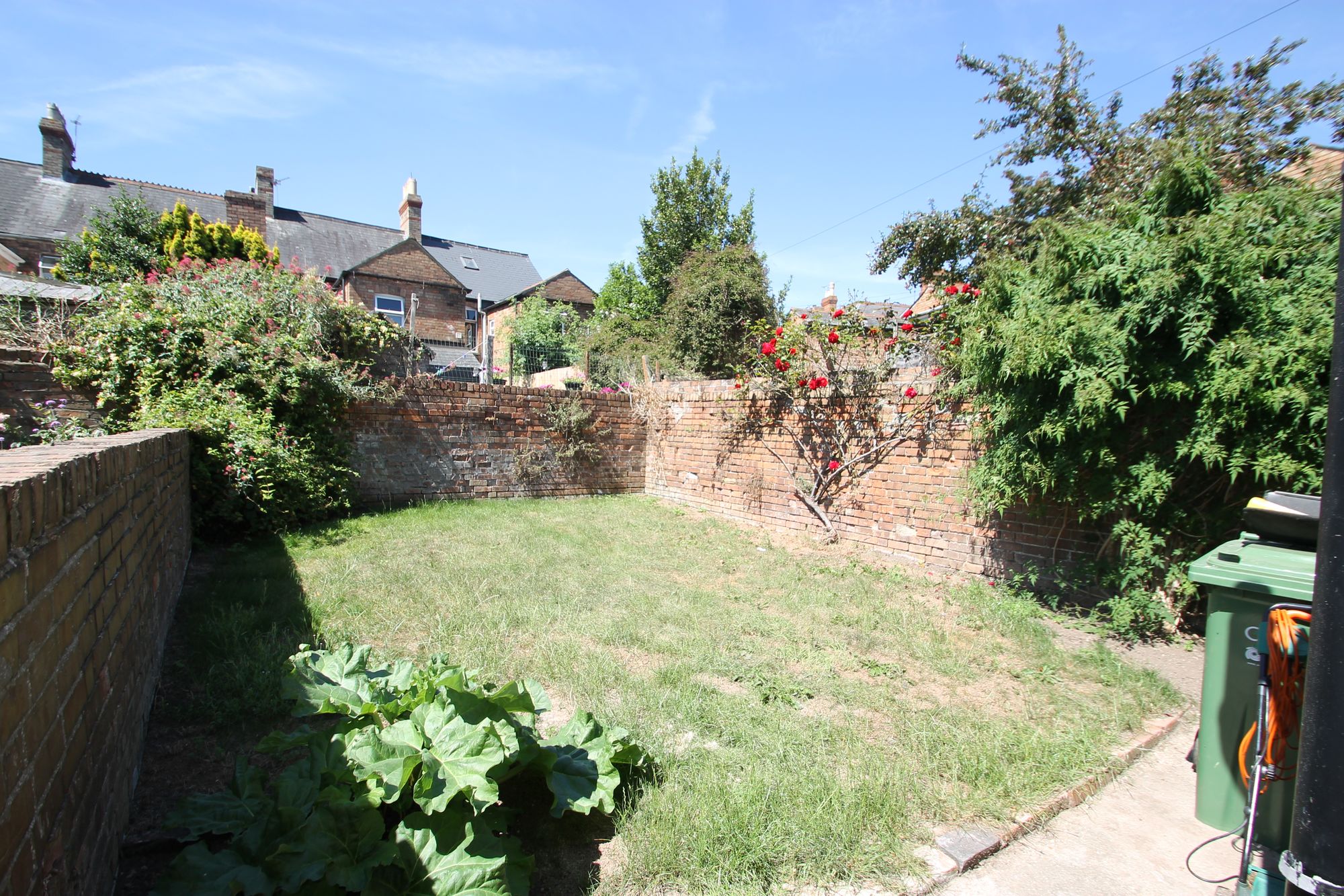 4 bed house to rent in St. Augustine Street, Taunton  - Property Image 10