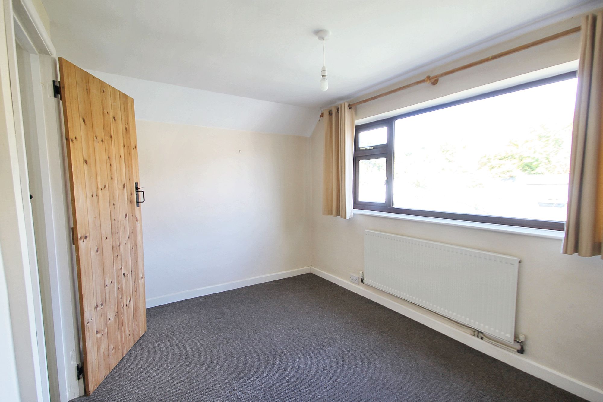 2 bed semi-detached house to rent in Norton Fitzwarren, Taunton  - Property Image 9