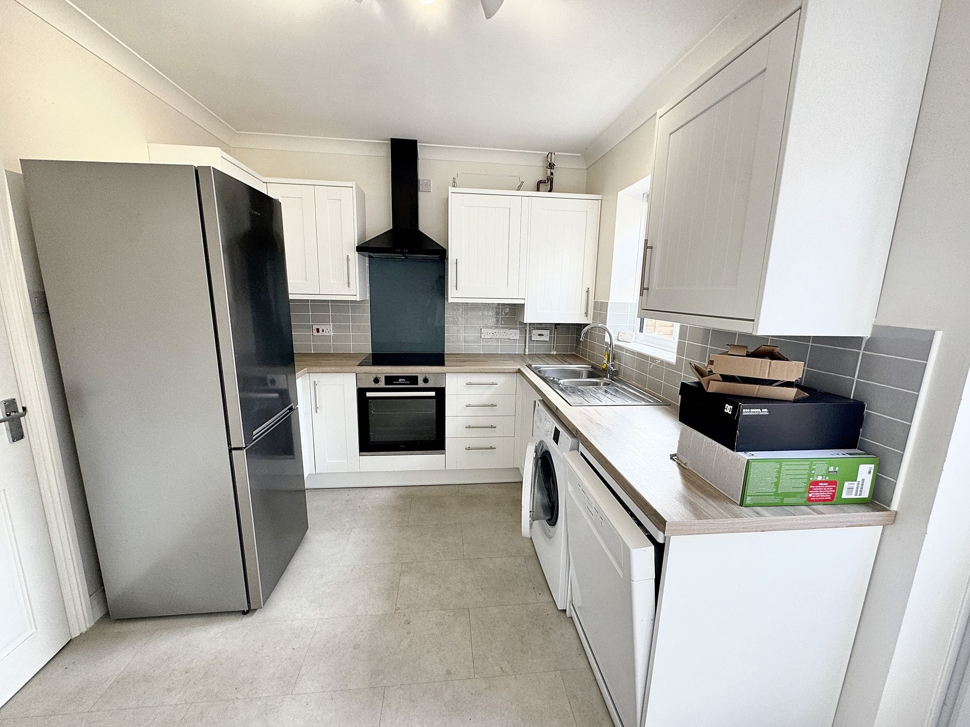 2 bed mid-terraced house to rent in Theaks Mews, Taunton, TA1  - Property Image 6