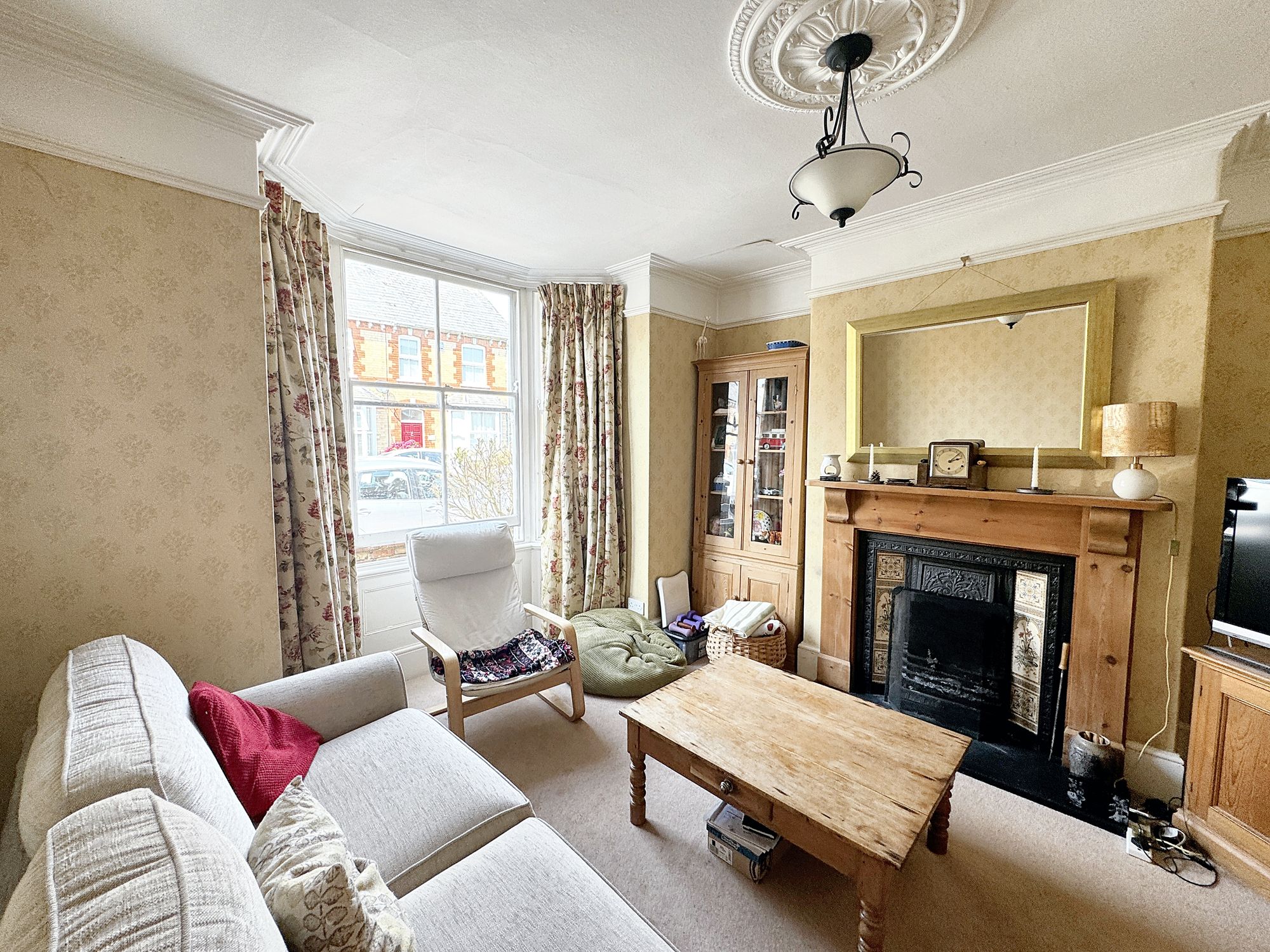 4 bed house to rent in Salisbury Street, Taunton  - Property Image 2